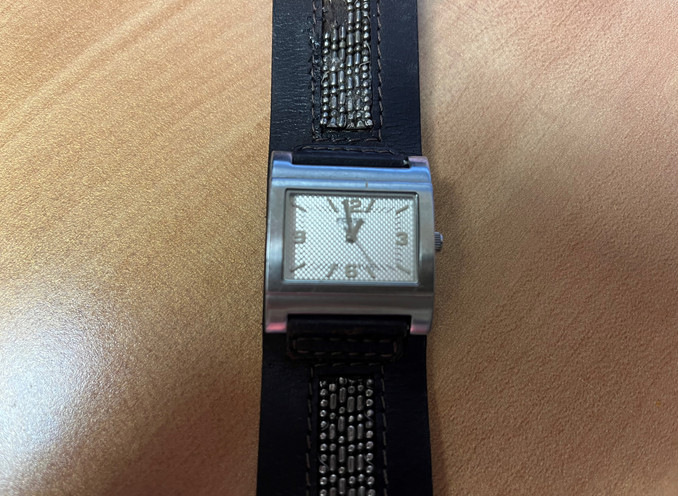 Fossil JR-8997 Womens Watch Original Leather Band New Battery Snap on Caseback