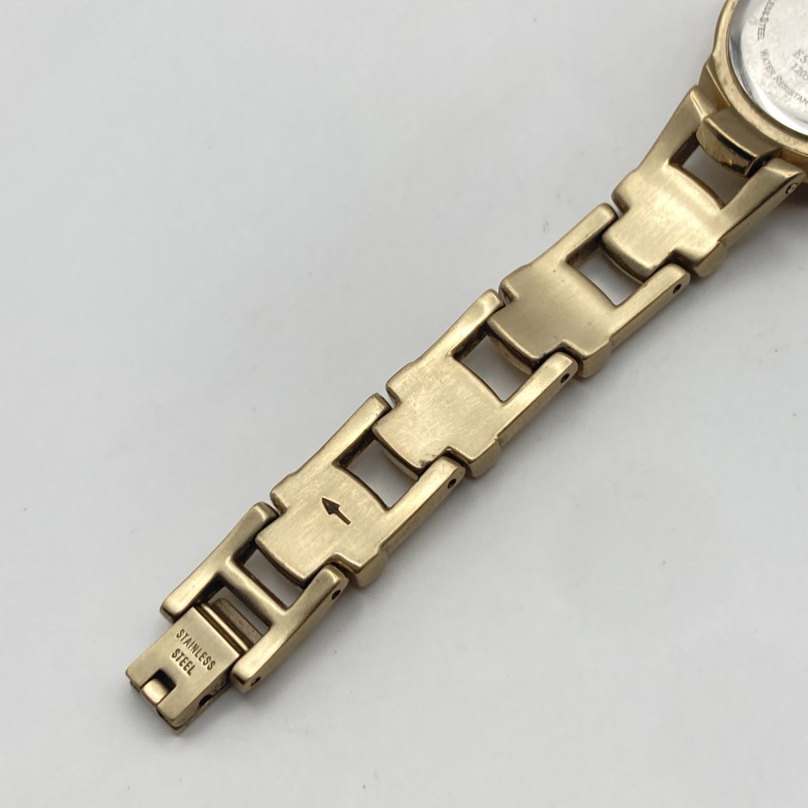 Fossil F2 Women’s Watch 23mm Gold Tone Date Round WR 30M New Battery TINY 5.5″