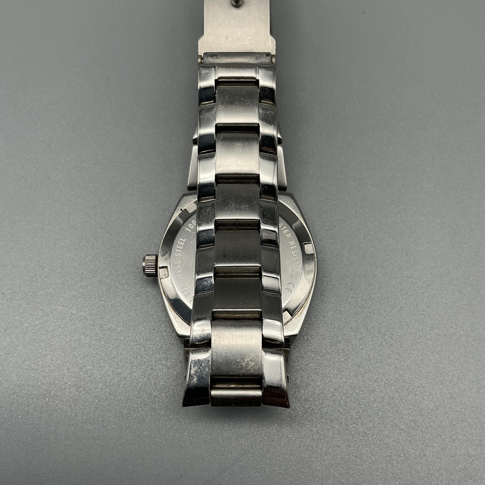Fossil Blue Womens Watch 28mm Red Dial Stainless Date AM-4100 New Battery 6.75″