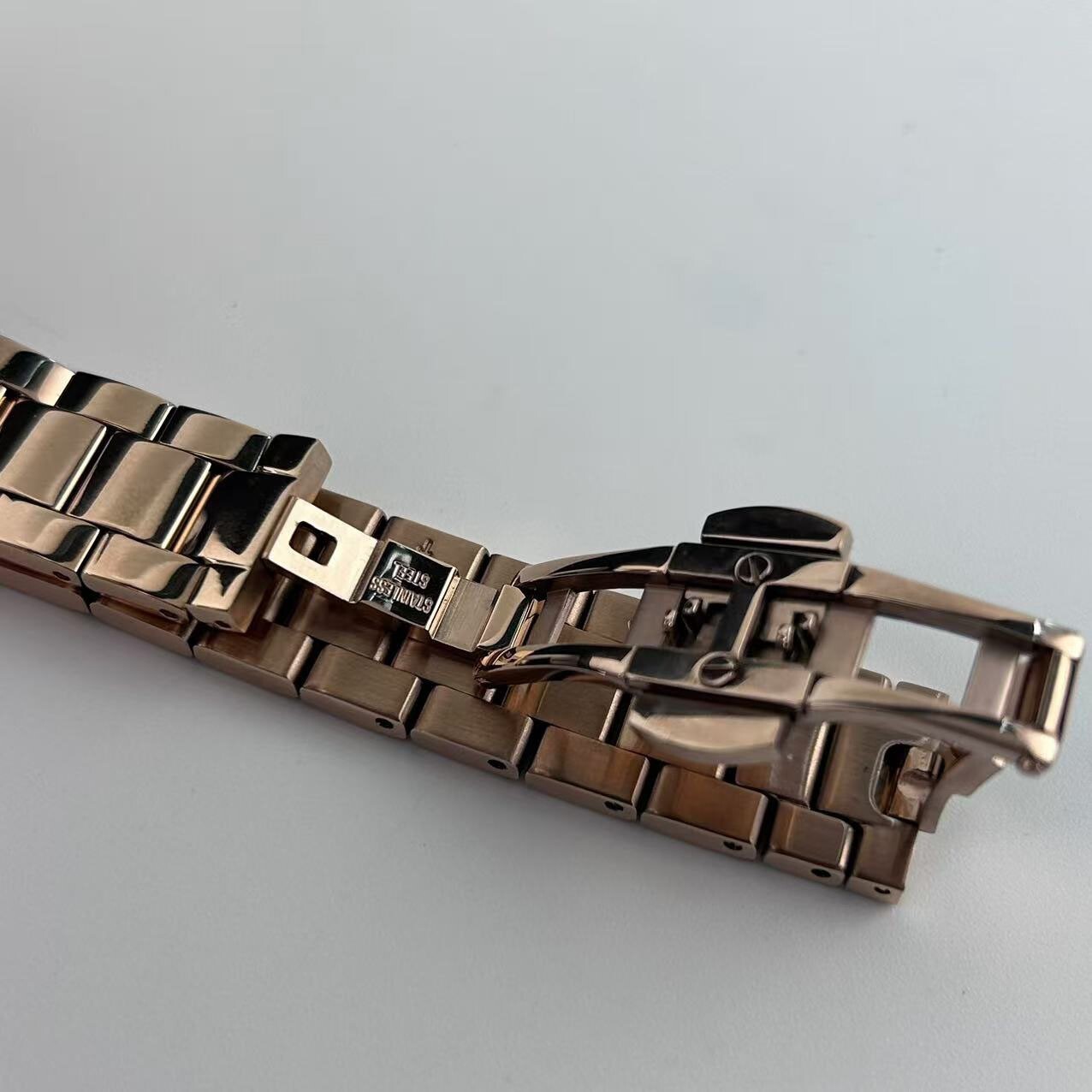 Bulova Surveyor 97P156 Women’s Classic Watch Grey Dial Rose Gold Ladies Watch