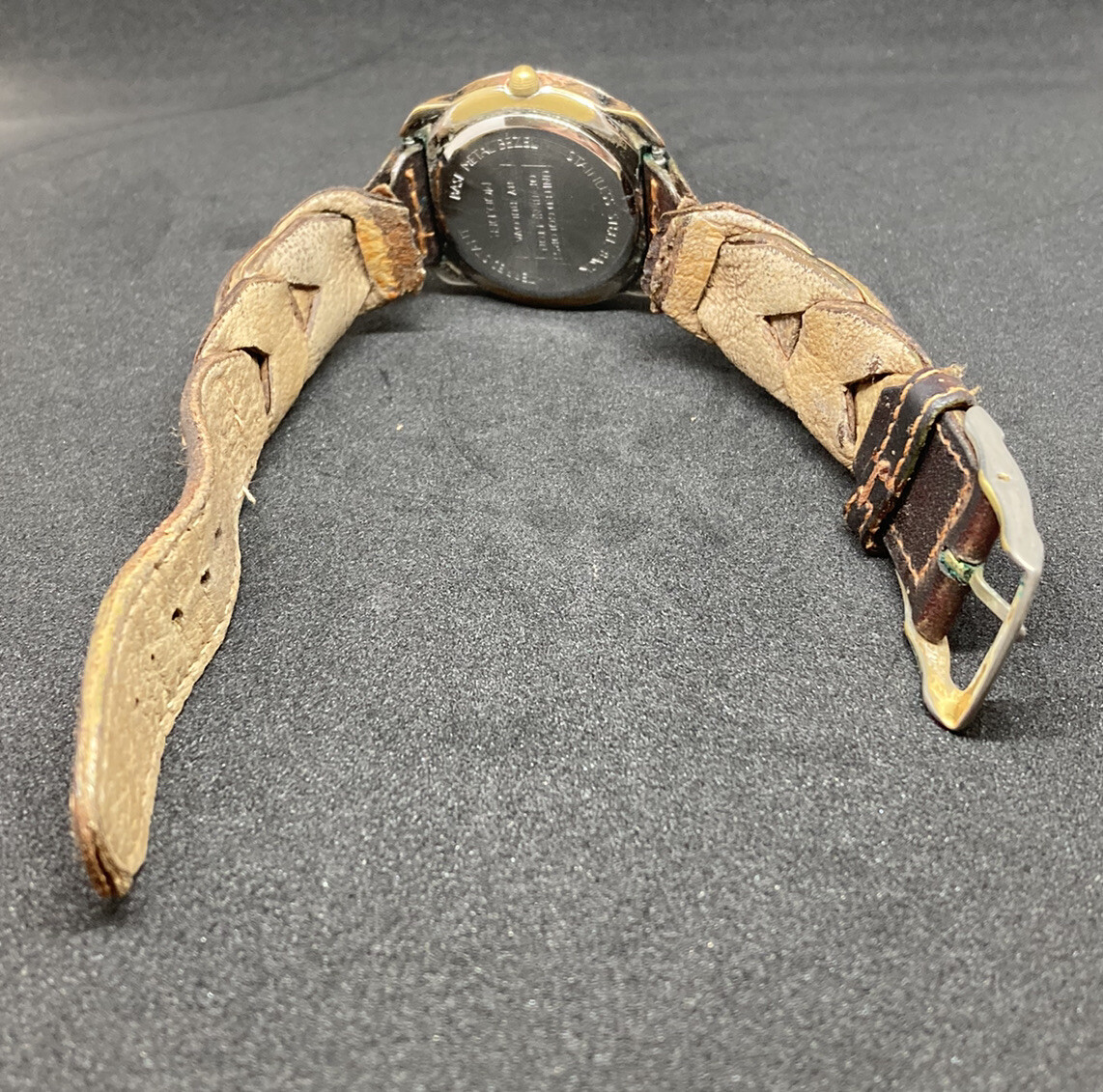 Vintage United Colors of Benetton by Bulova Leather band Dakota watch