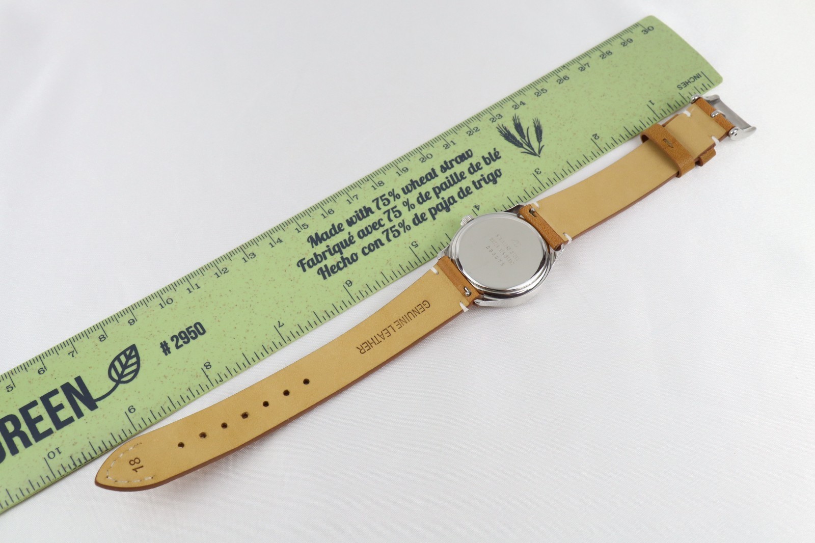 4℃ Moon Phase Watch 32mm White Dial with Rhinestone Accents Made in Japan