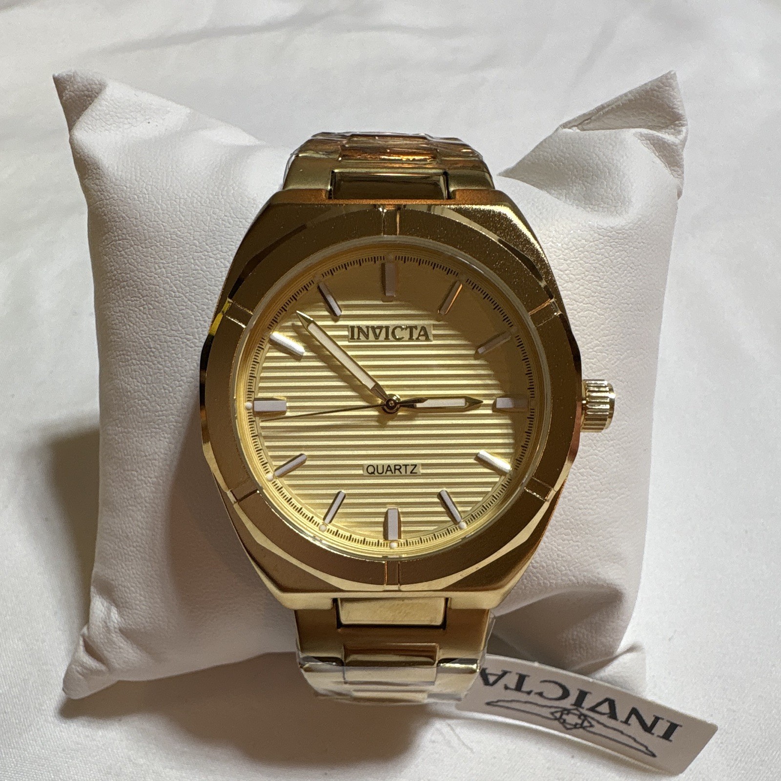 Invicta 69207 Men’s Gold Tone Quartz Watch Gold Dial Stainless Steel New Box