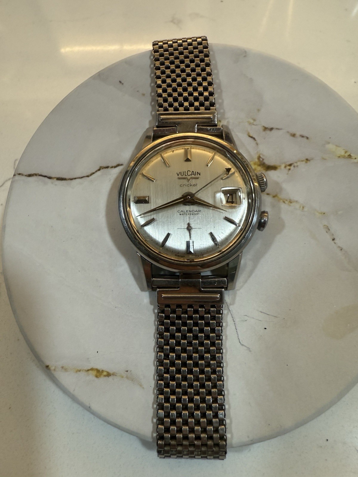 Vulcain cricket S1522A Alarm Calendar￼ Mechanical Vintage Watch