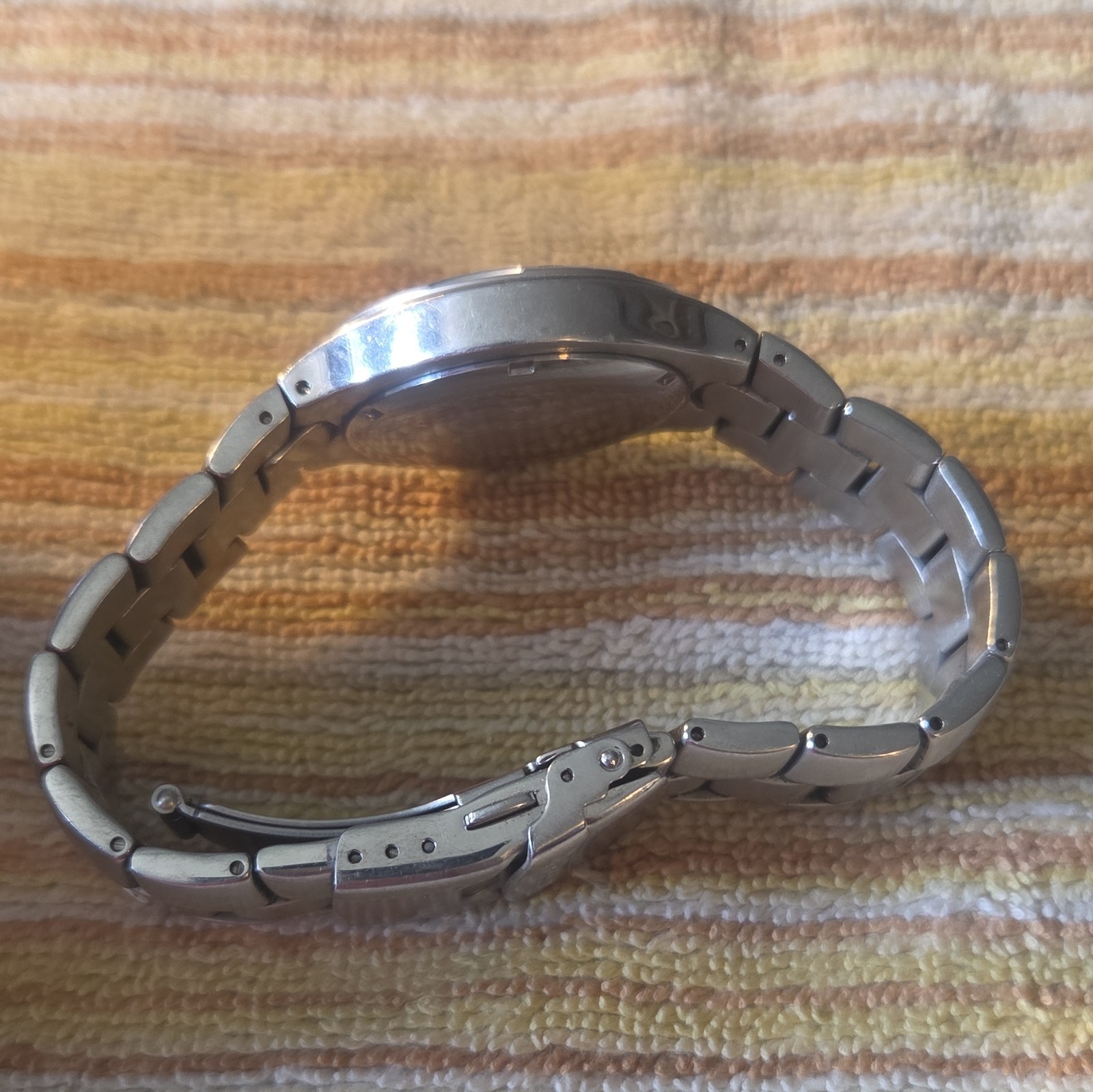 Fossil Steel Women’s Quartz Watch Black Dial Silver Stainless Bracelet 100m