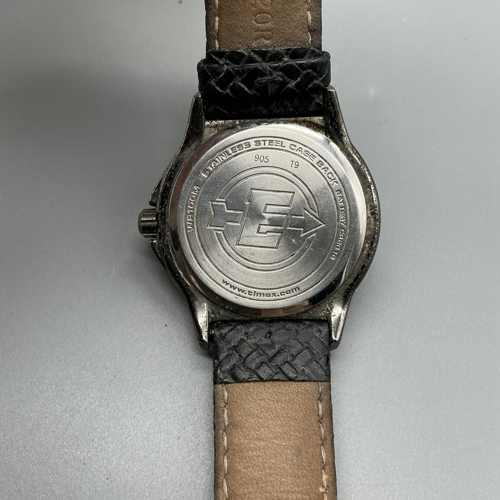 Timex Expedition Mens Watch 39mm Black Dial Date Indiglo Leather New Battery