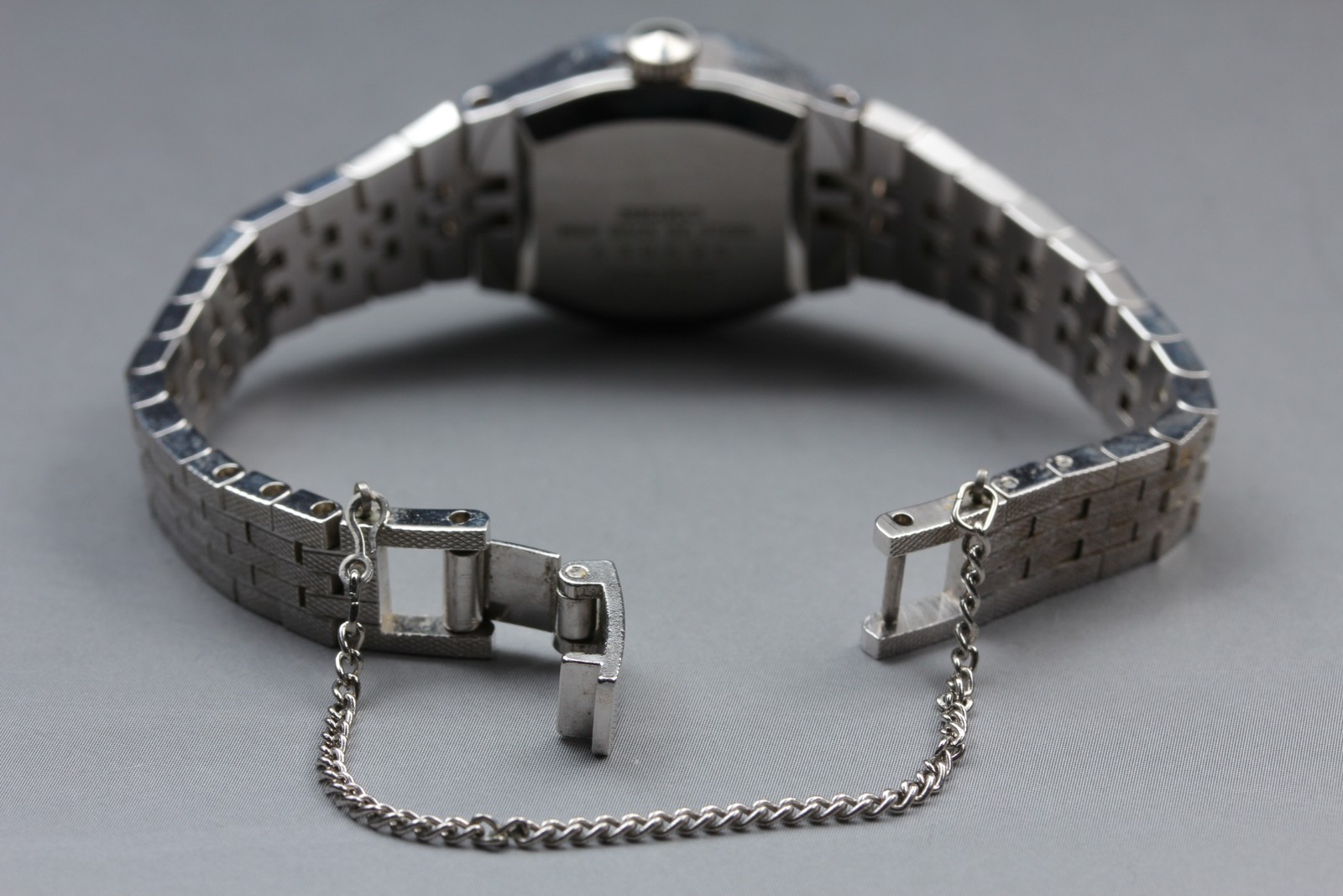 Vintage 1975 N MINT Seiko Bracelet Hi-Beat 1120-3060 23J Womens Watch JAPAN