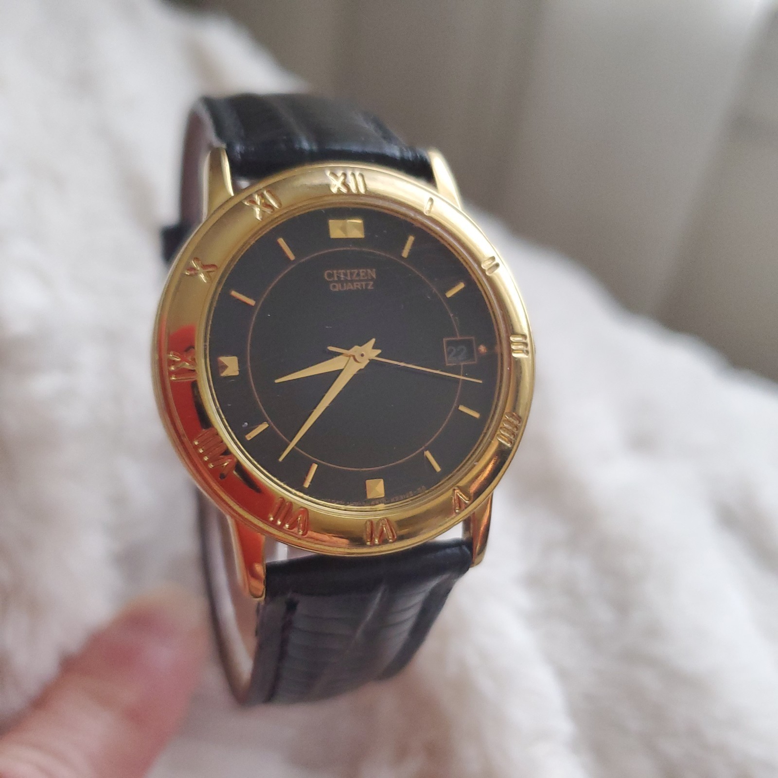 Citizen Quartz Men’s Dress Watch Black Dial Roman/Stick Date Gold Case Leather