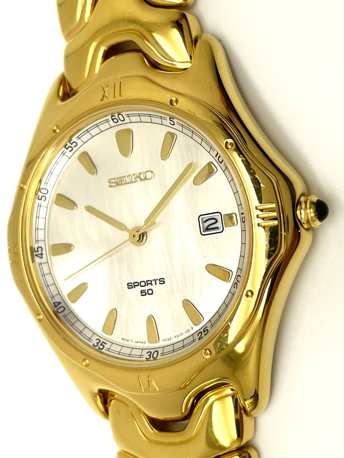 SEIKO MEN’S 7N32-F019 NOT-WORKING DATE SPORTS 50 SKKQUARTZ ANALOG WATCH SKK010