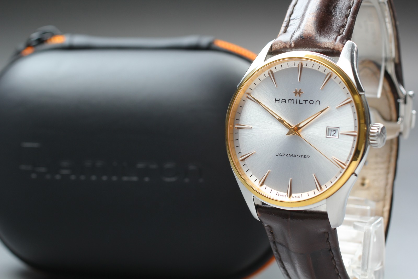 [Near MINT+] HAMILTON Jazzmaster H324410 Silver Dial Date Quartz Men’s Watch