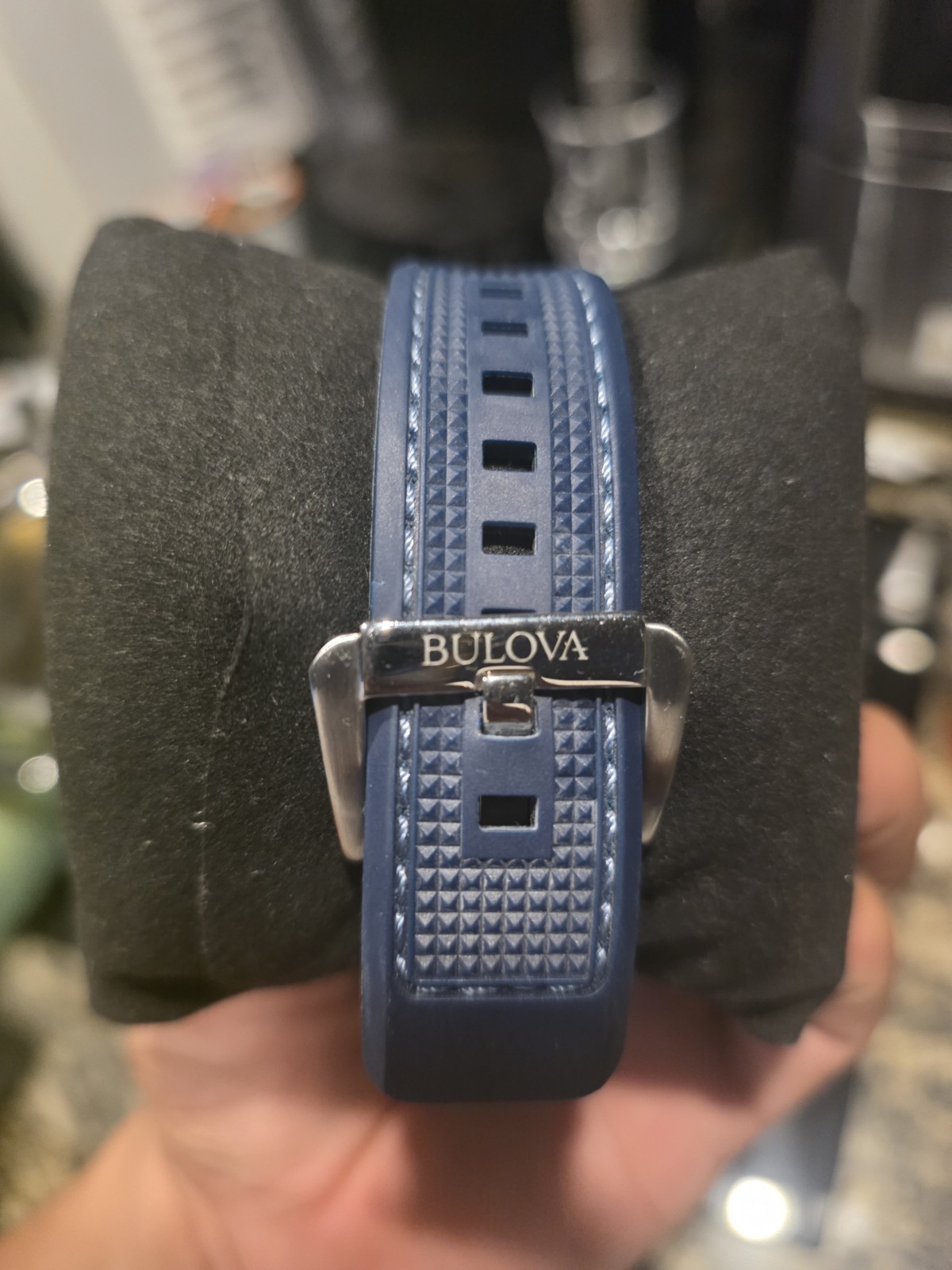 Bulova Precisionist Quartz Chronograph 300m 46mm Blue/Black Dial Date Box