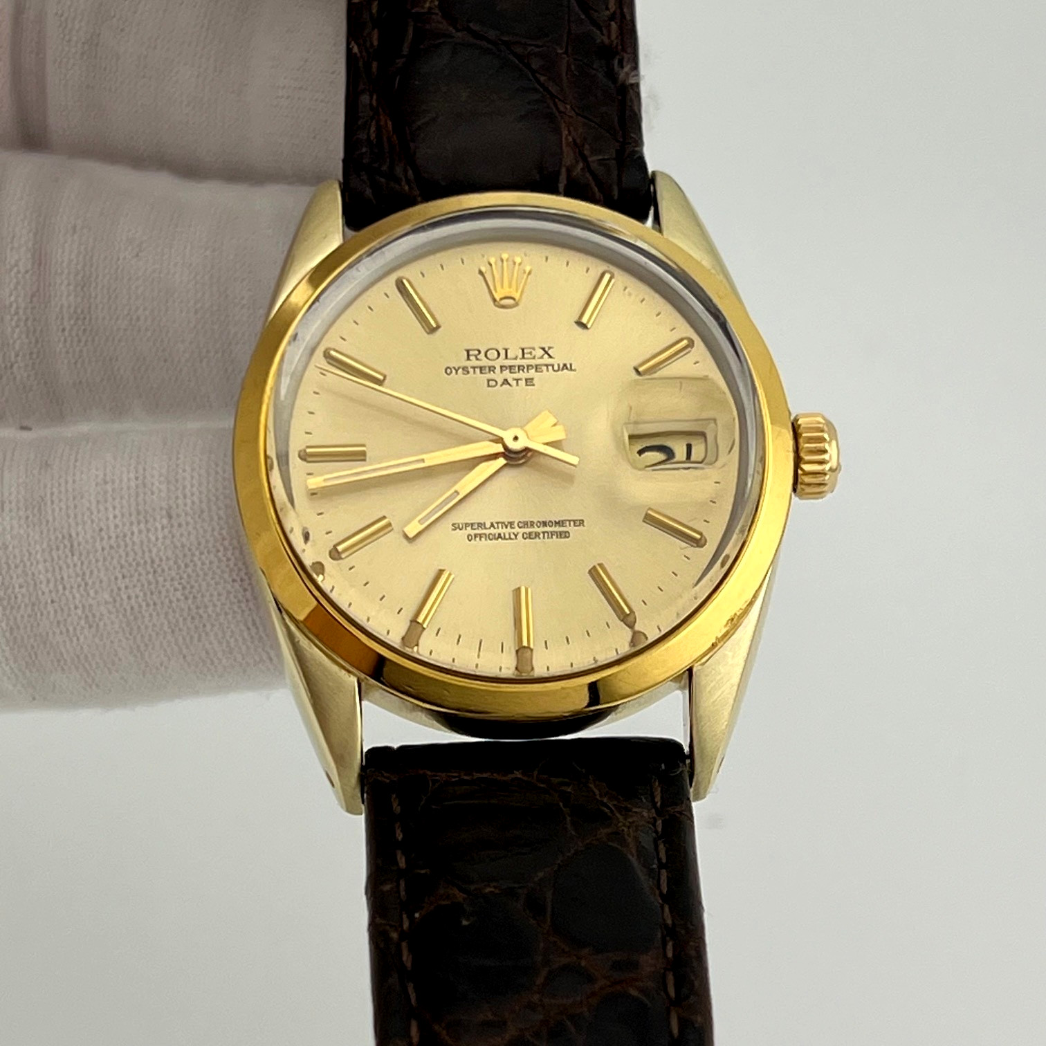 Rolex Oyster Perpetual Date 1550 34mm Champagne Dial 14k Gold Stainless Steel
