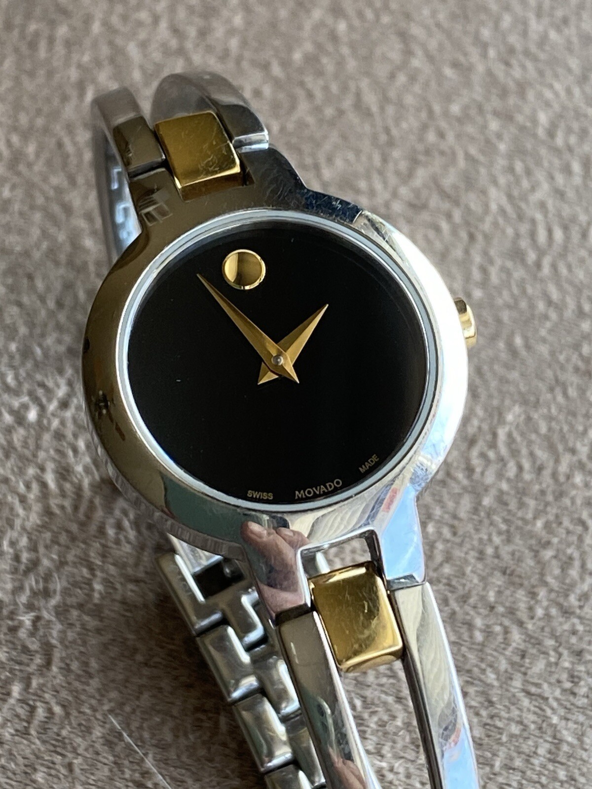 Movado Amorosa 52.319.1453 Black Dial 2-Tone Swiss Quartz Watch Size 7.0 «