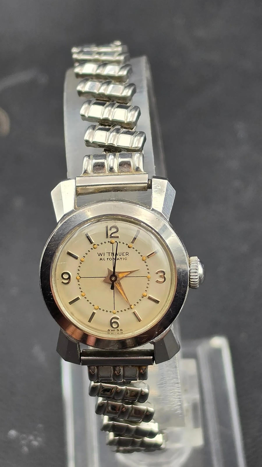 1950s Wittnauer 17J Bumper Automatic Swiss Watch Ref 1366 Dot Dial Bracelet