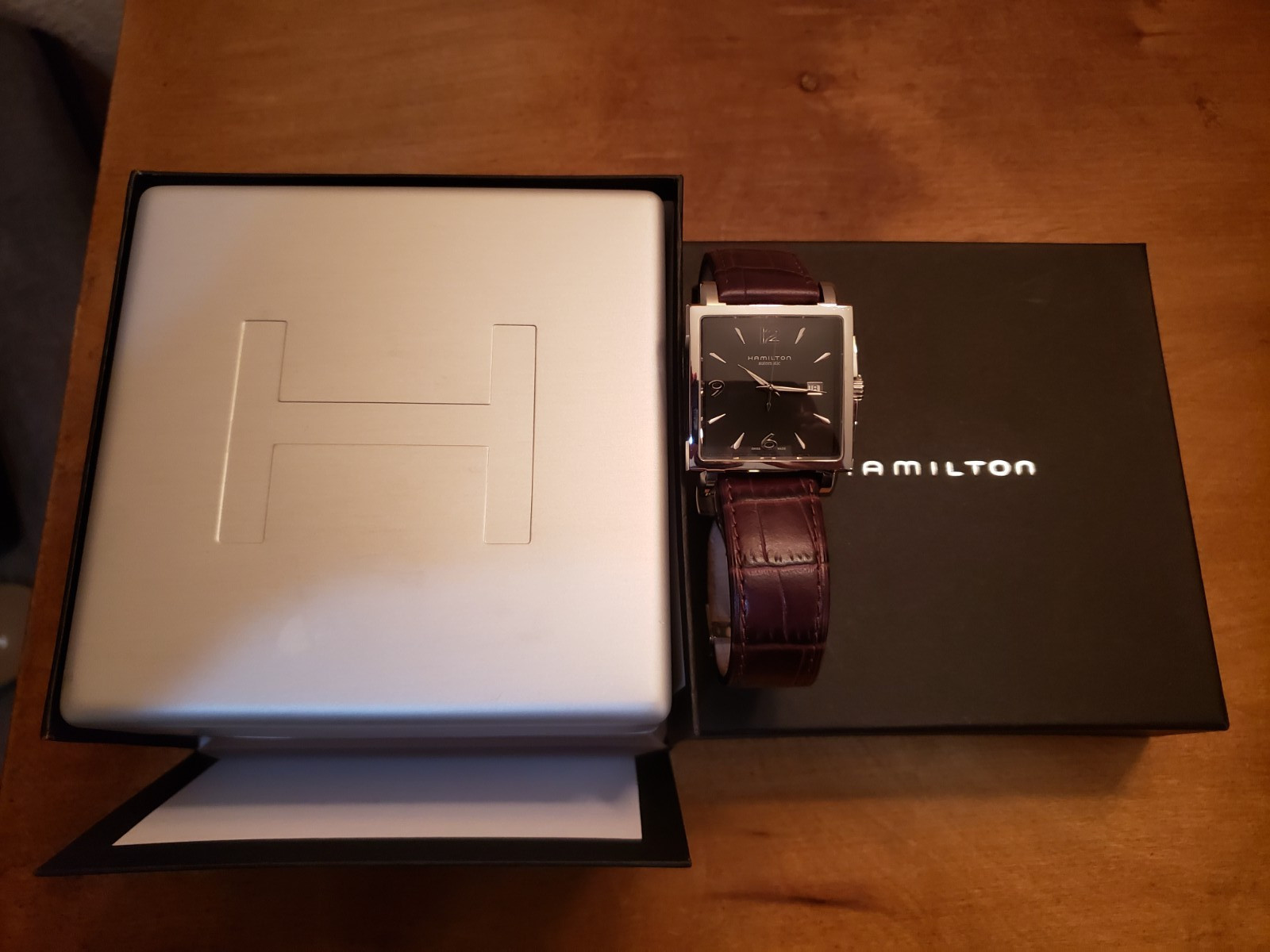 Hamilton Jazzmaster Square H324150 Automatic Black Watch-Full Set W/Box & Papers