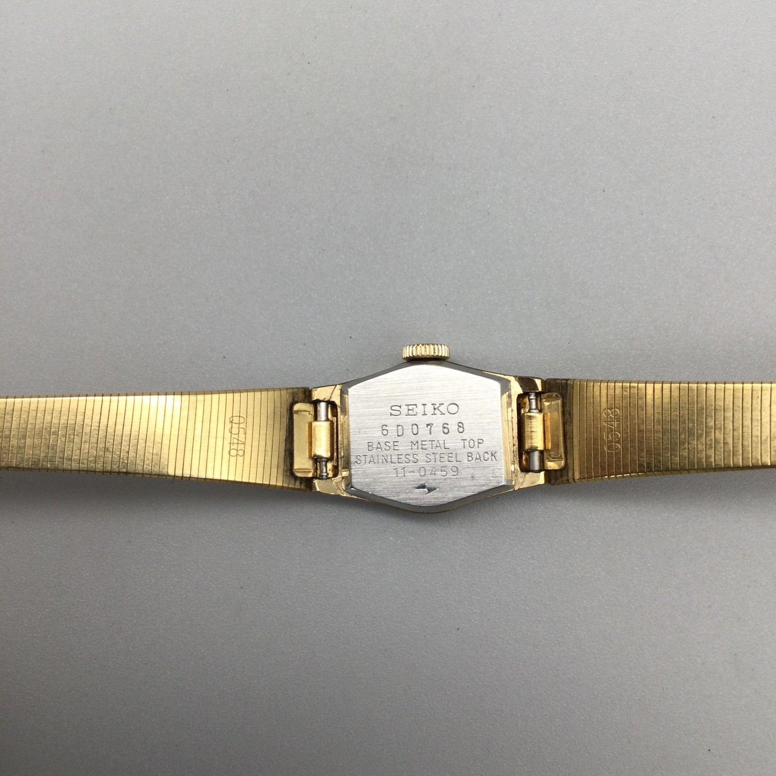 Vintage Seiko Womens Watch 16mm Champagne Dial Gold Tone Manual 11-0459 6.5″