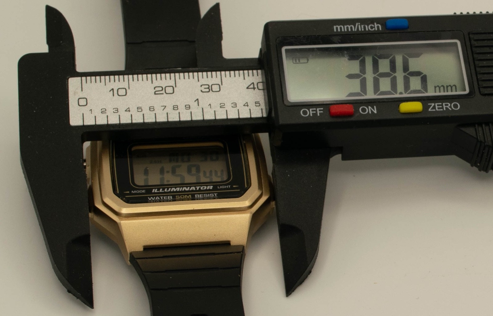 Casio A168 Gold Digital Alarm Chronograph Illuminator 50M Quartz Watch