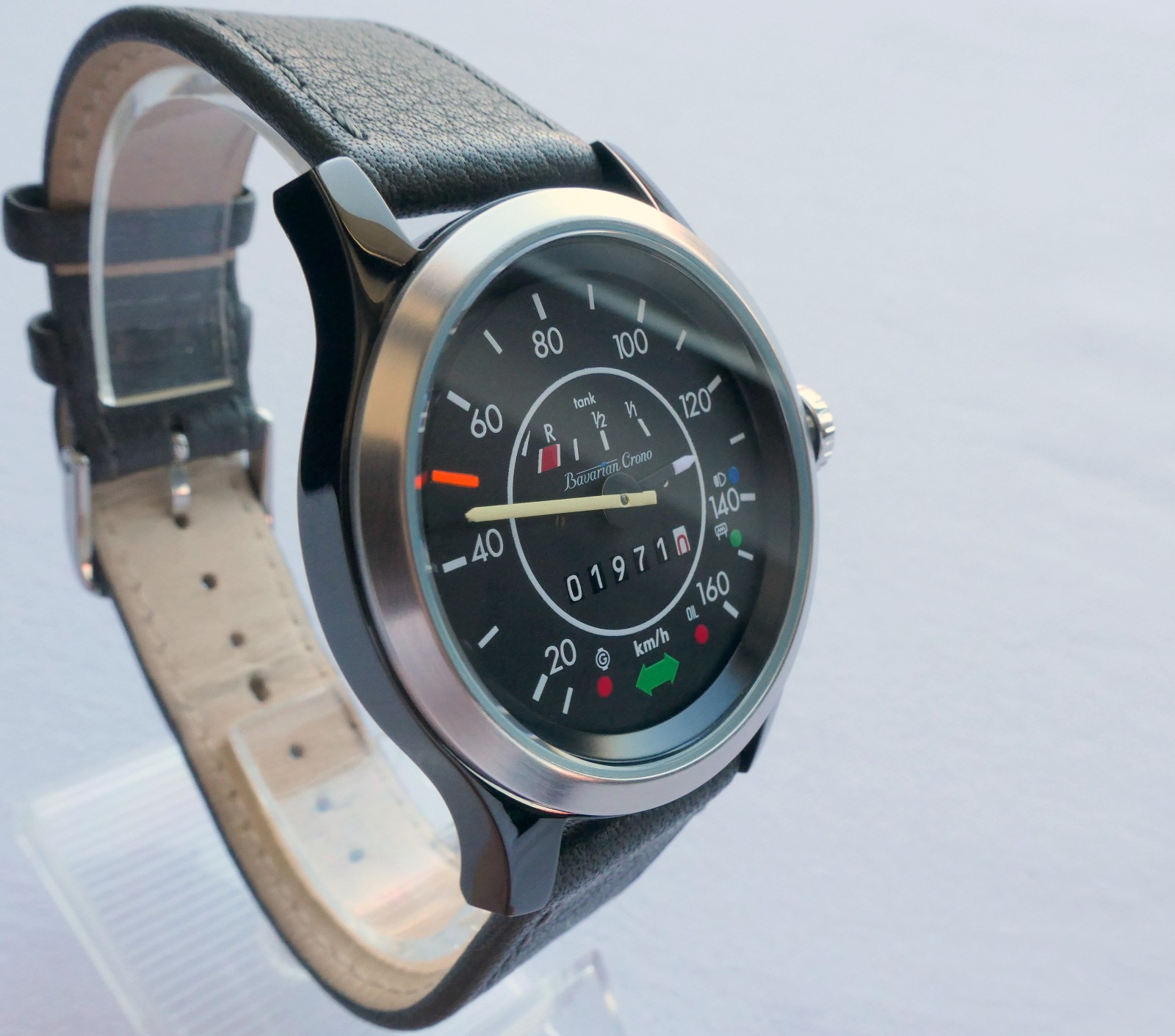 Volkswagen VW 1968 Beetle Bug Kafer Classic Speedometer Car Accessory Watch