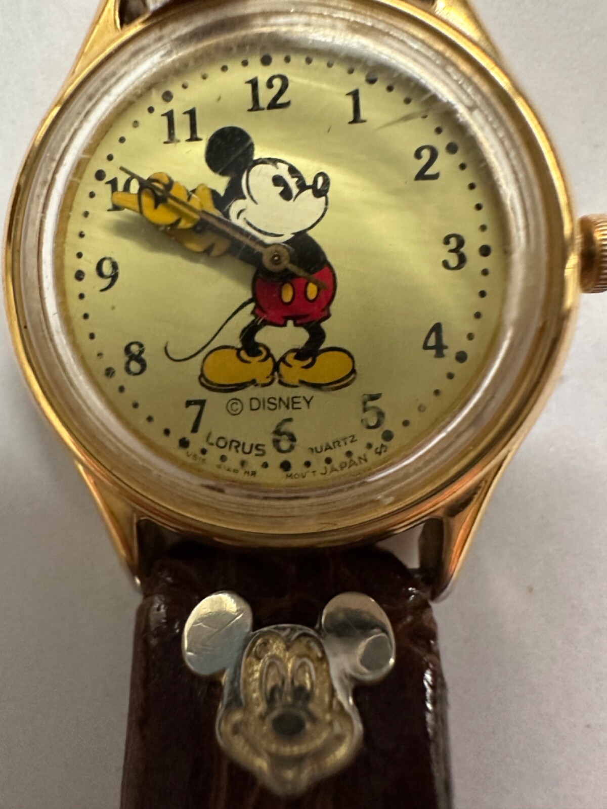 Lorus Disney Mickey Mouse watch. V515-6080 A1 ca. 1990s see description