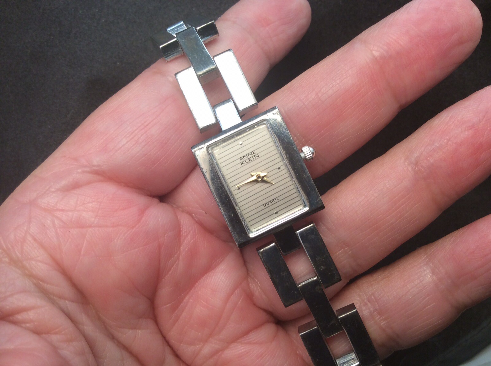 Women’s Silver Tone Anne Klein Quartz Watch Bracelet Band 11/7269-70 Works