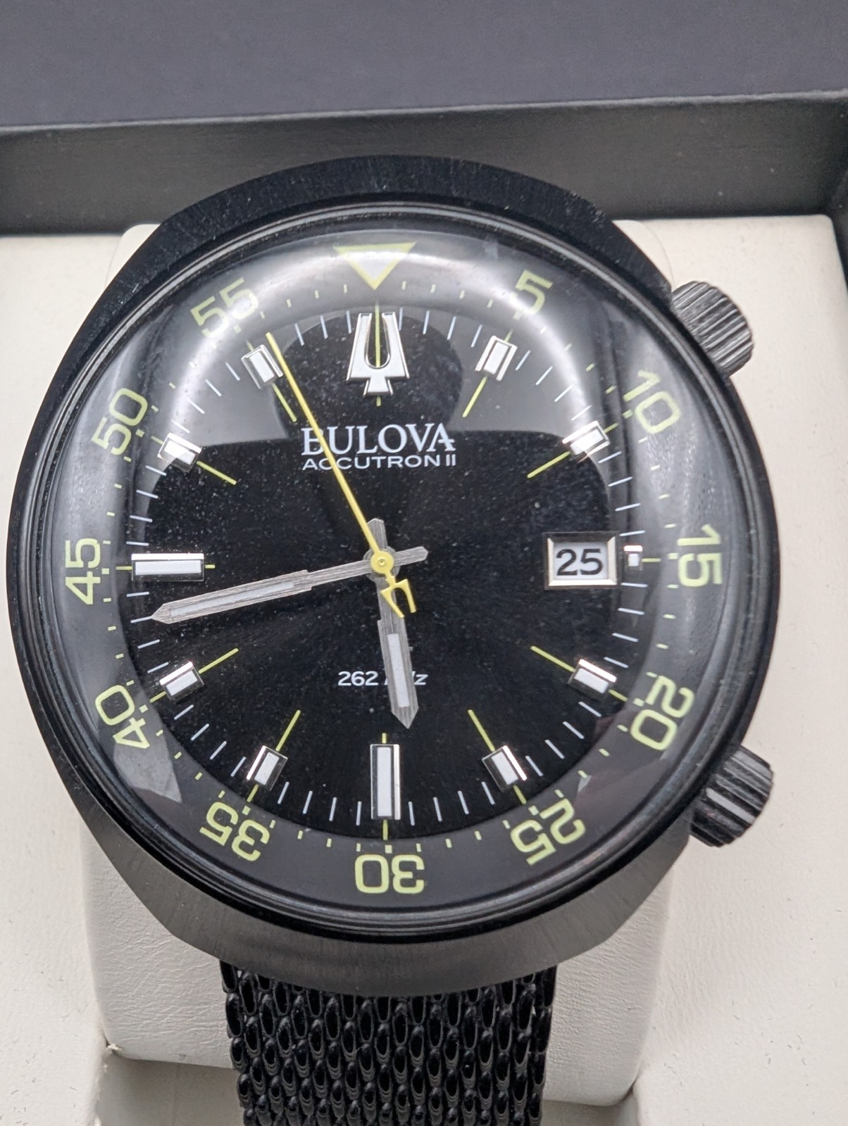 Bulova Men’s 98B247 Accutron II Analog Japanese Quartz Black Watc 41 mm NEW