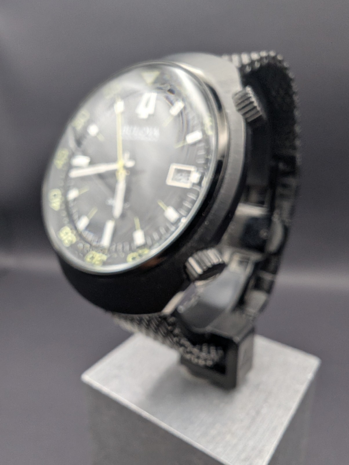 Bulova Men’s 98B247 Accutron II Analog Japanese Quartz Black Watc 41 mm NEW