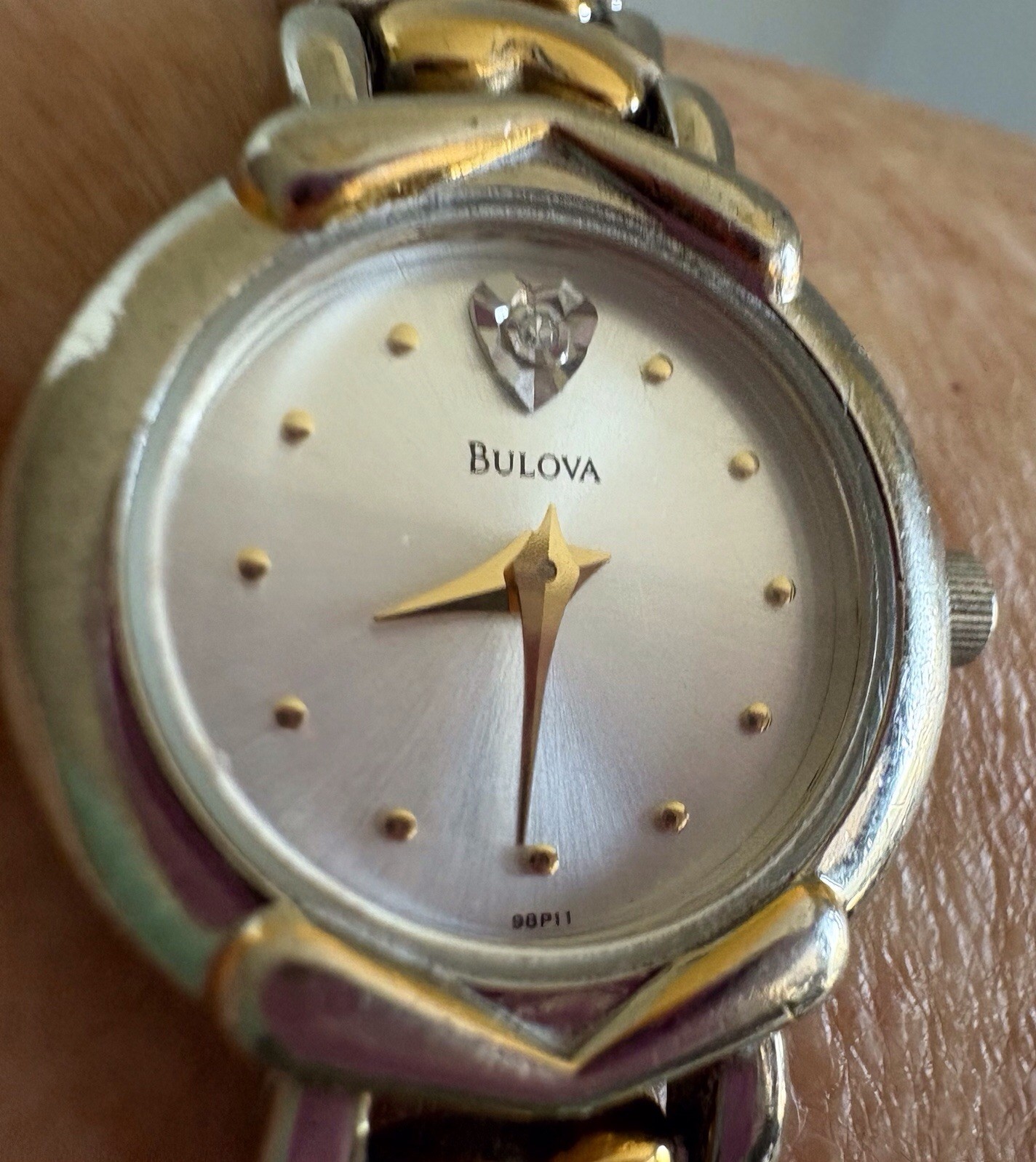Vintage BULOVA QUARTZ With Heart Shaped Diamond, Women’s Luxury Watch. Japan MAT