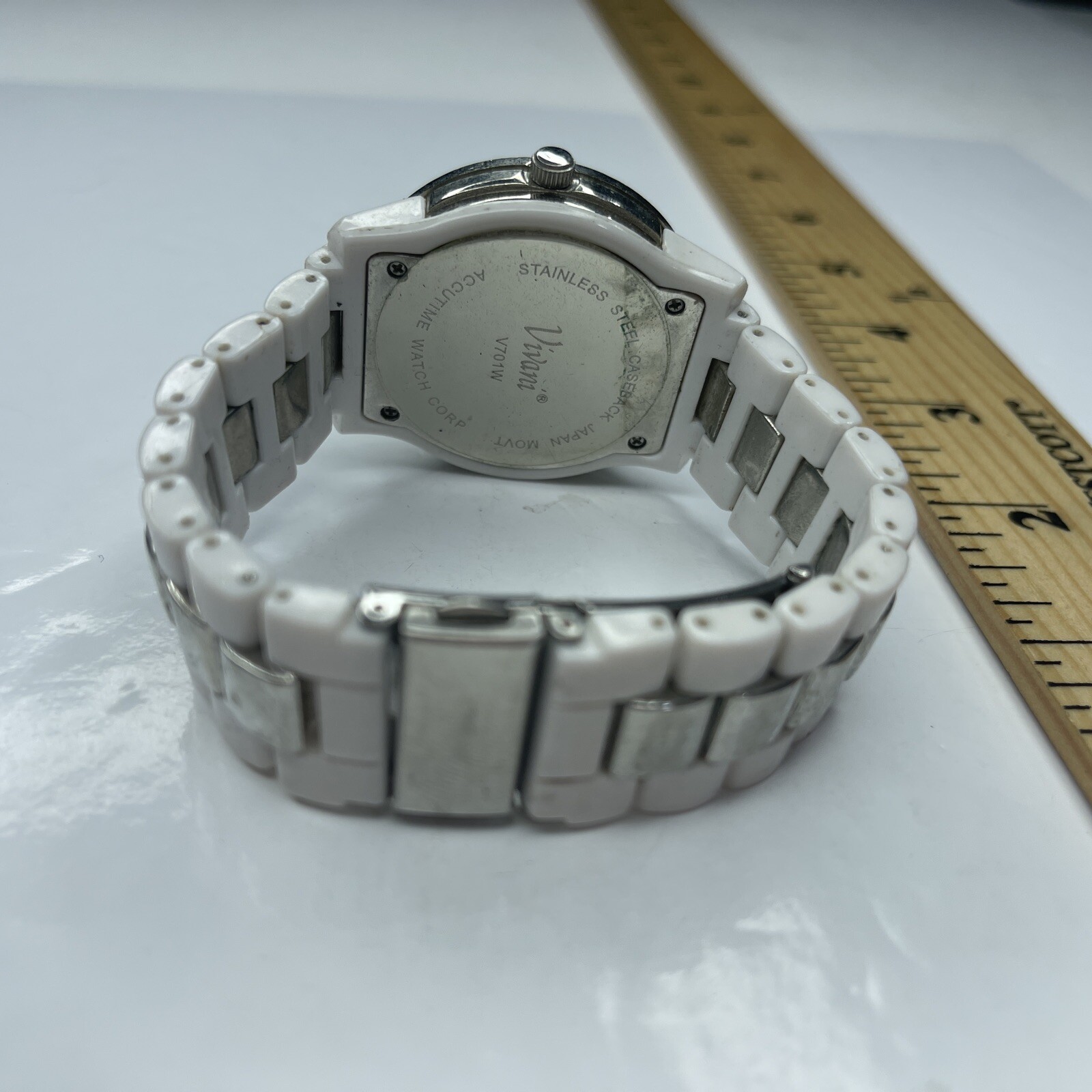 A Vivani Japan Silver White Resin V701W Accutime Ladies Retro Stainless Untested
