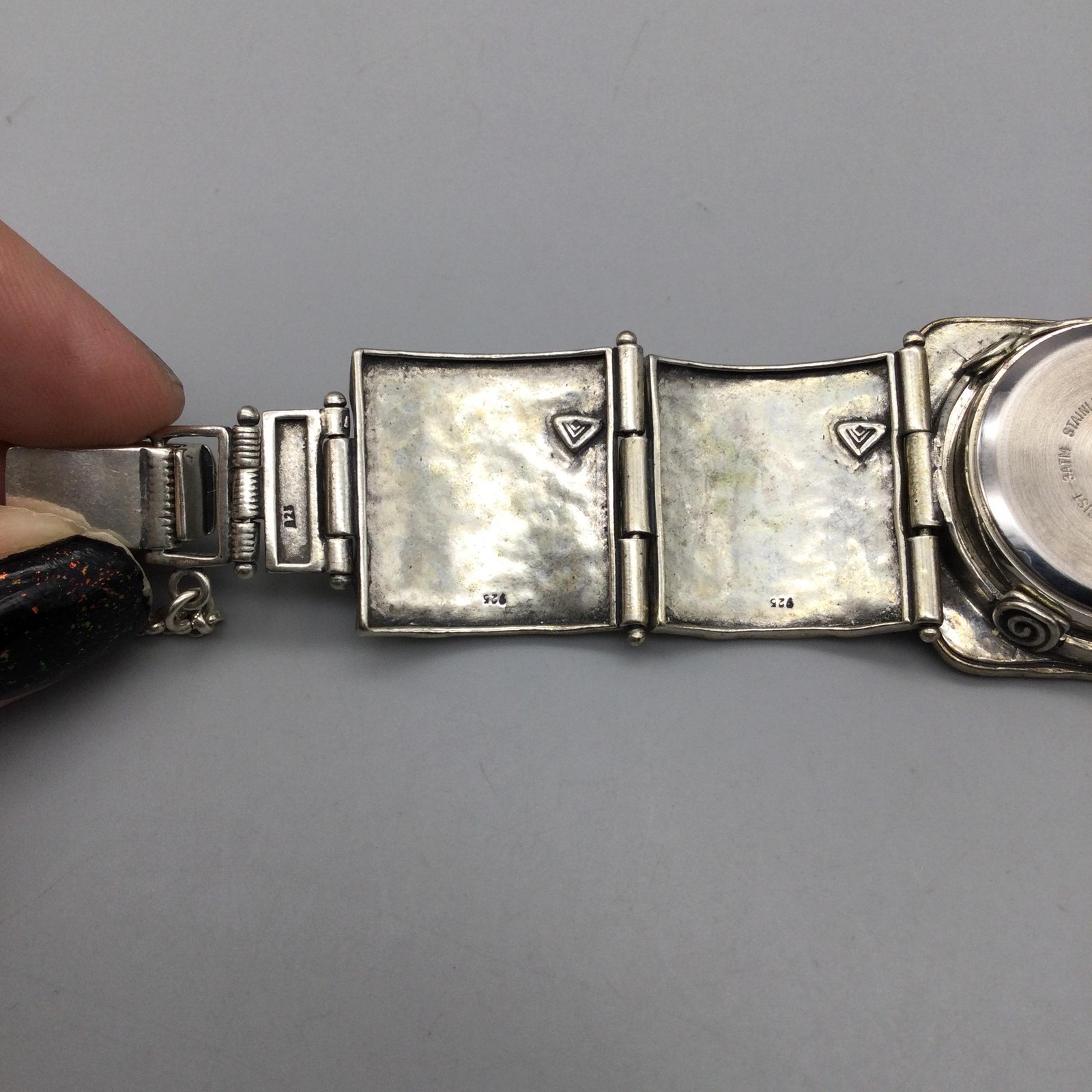 Silpada Womens Watch 33mm Sterling Silver Cuff Hammered Cuff New Battery 6.75″