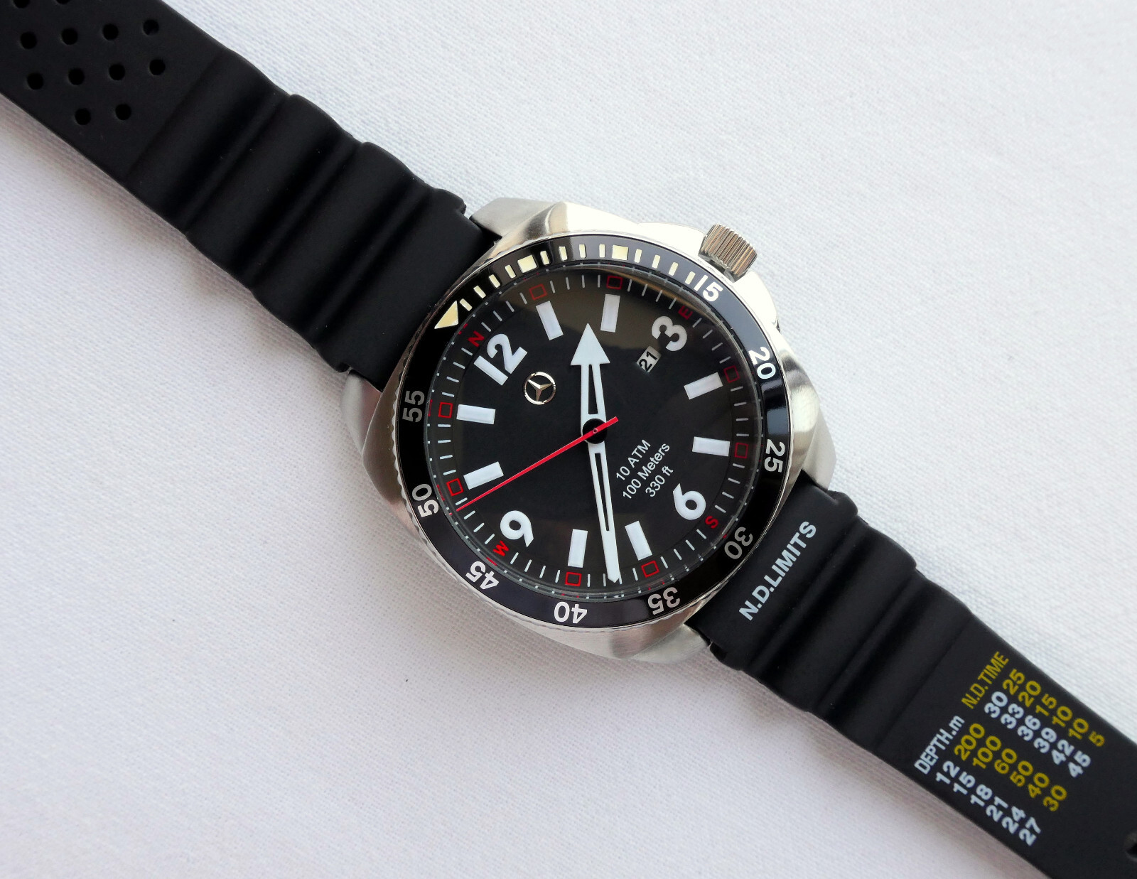 Mercedes Benz Motorsport Racing AMG DTM Pilot Aviator Sport Car Accessory Watch