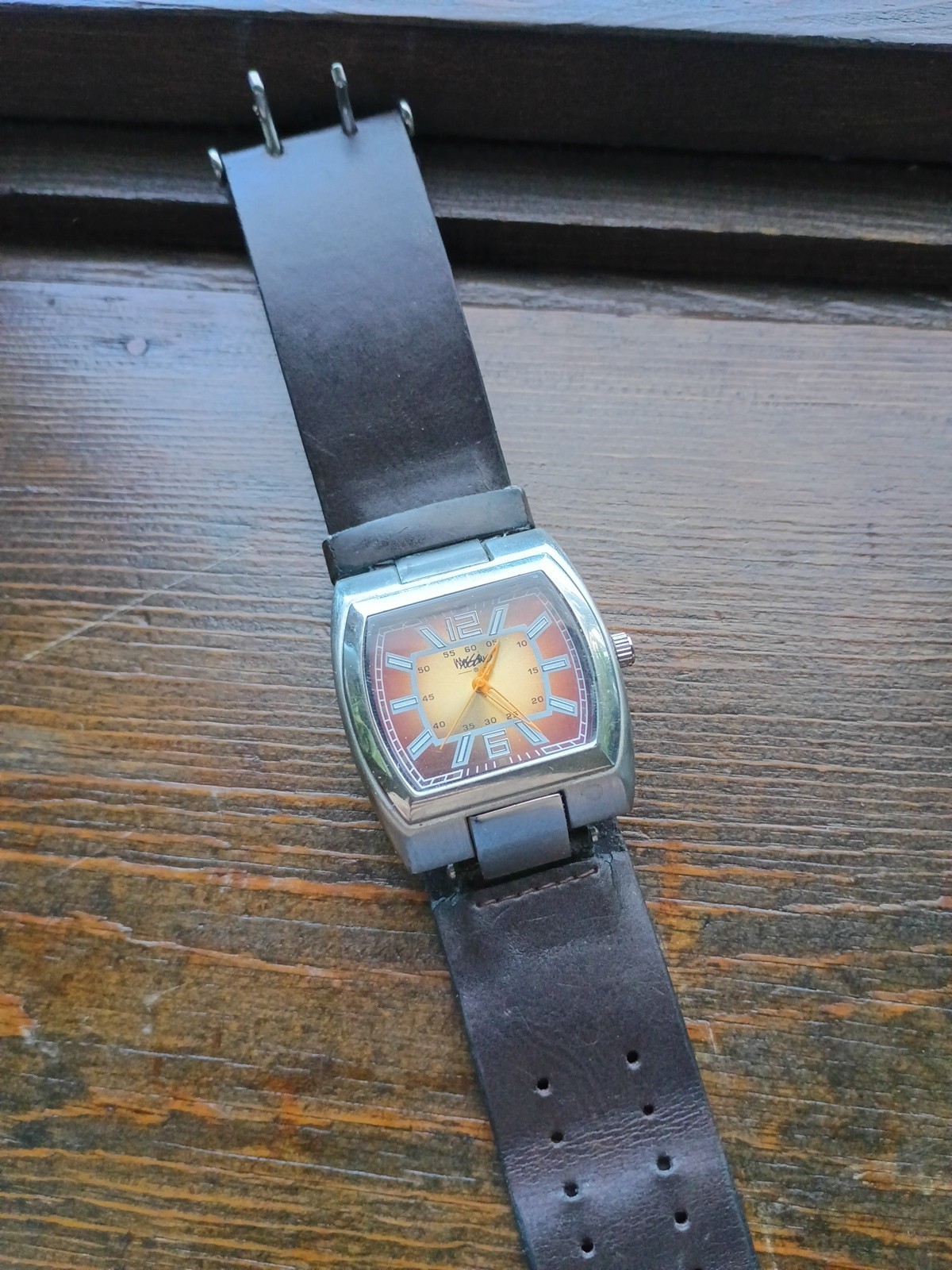 Mossimo Large Silver Tone Men’s Watch Brown Dial! Running! New Battery