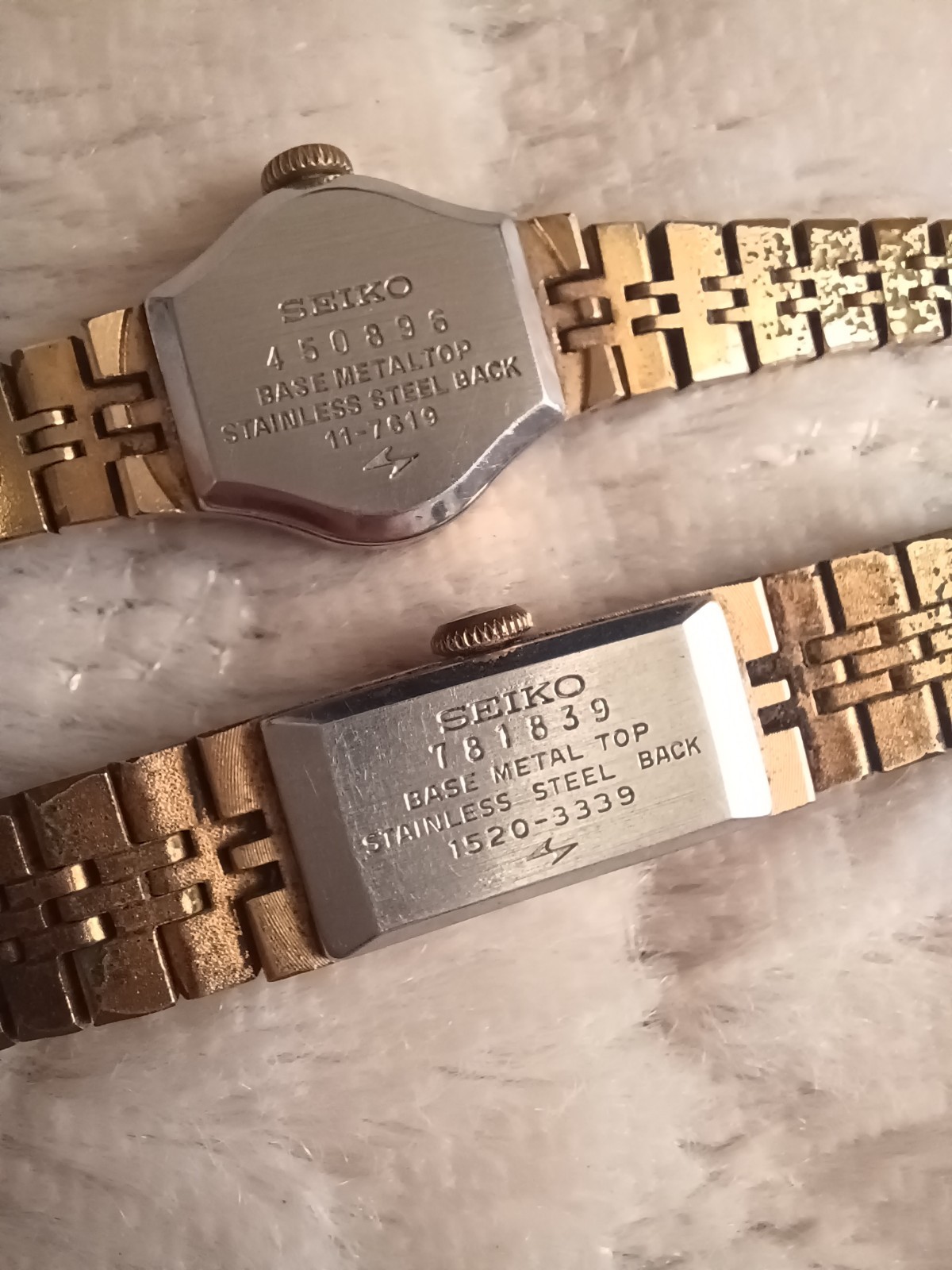 Lot Of 2 Vintage Seiko Watches 11-7619 & 1520-3339 Gold Tone Untested For Repair