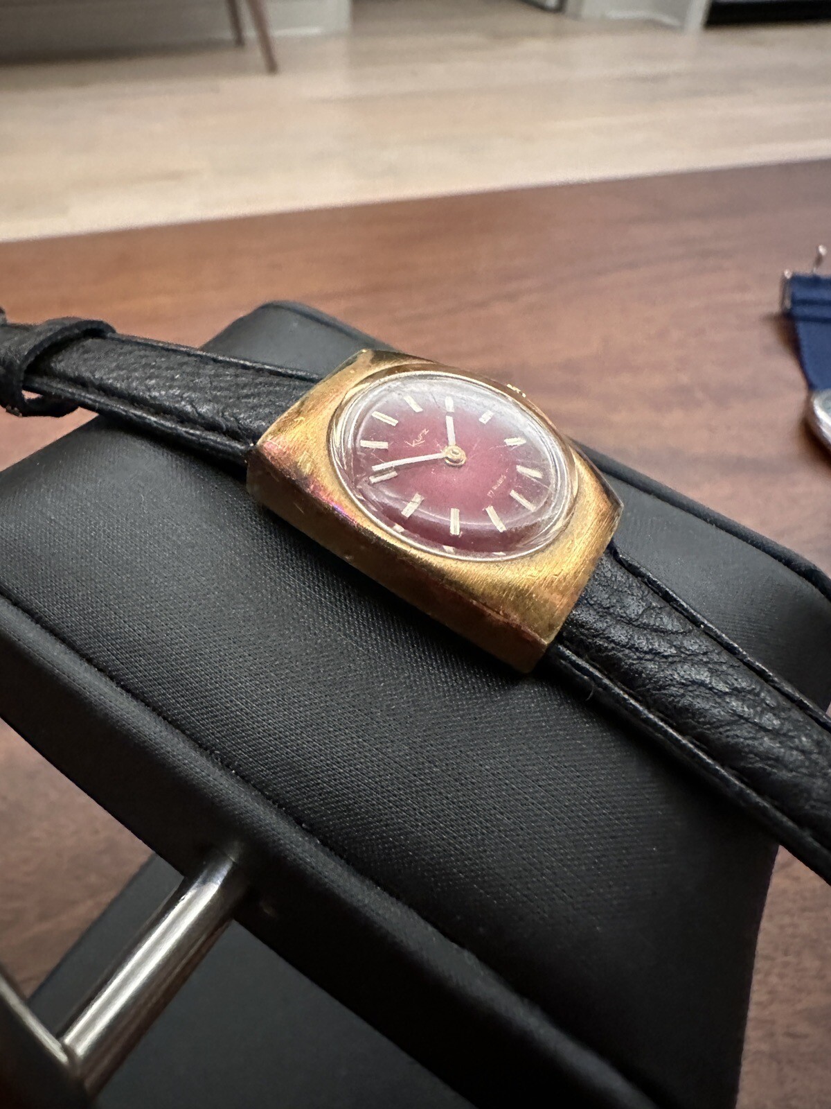 Vintage Kurz 17 Rubis Swiss Watch, Gold Plated Red Dial
