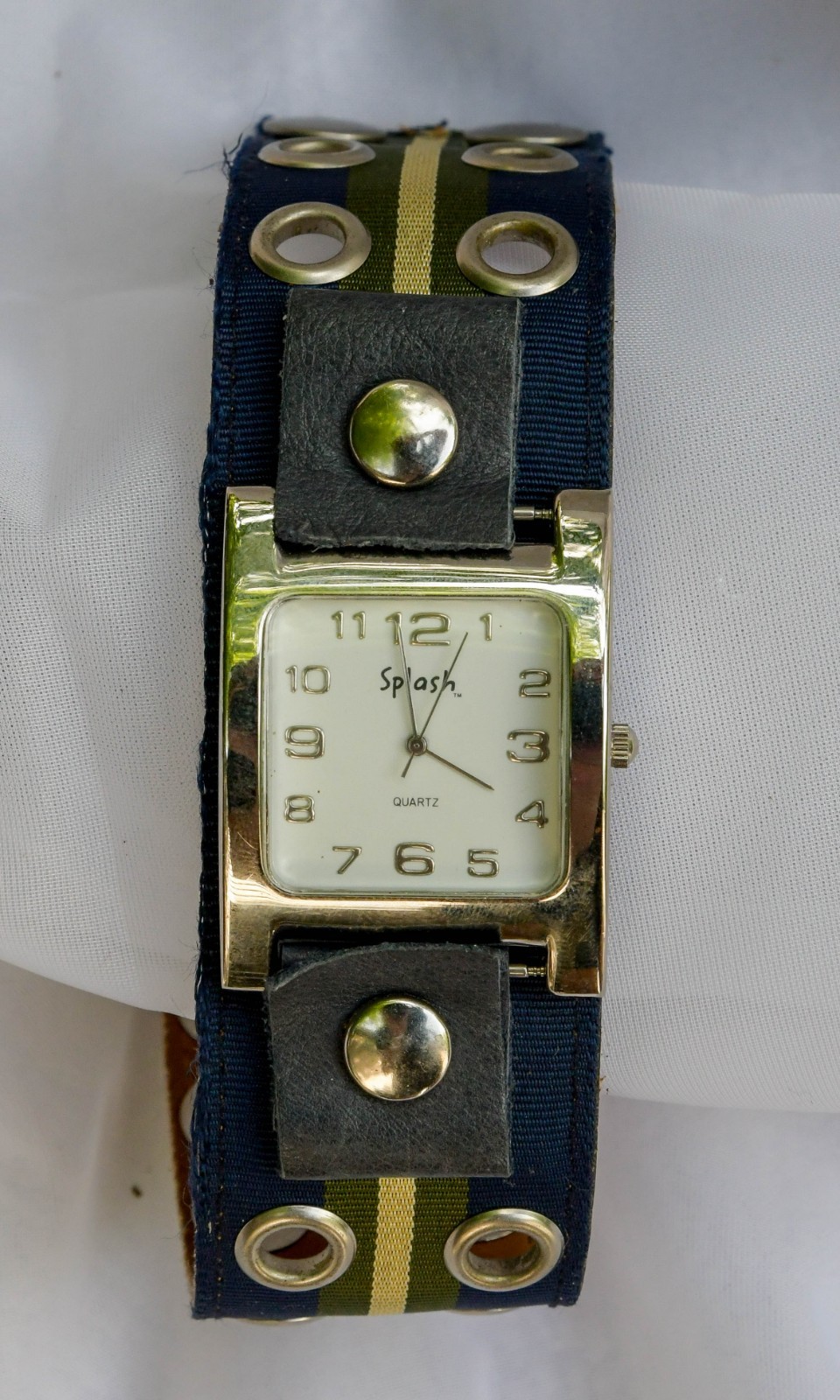Vintage Splash watch with thick blue, green and cream band – WORKS