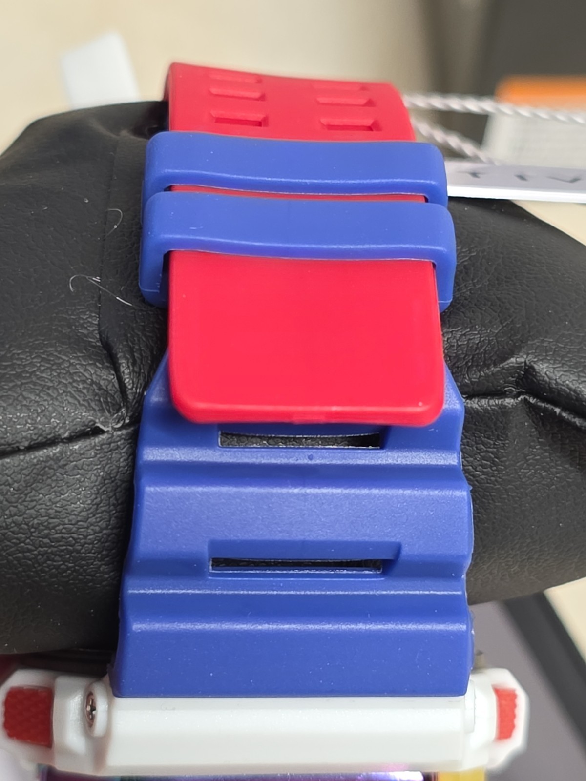 Activa Edge X, Invicta, Unisex, Digital – 39.5mm, Red, White, Blue, ACW8059-004