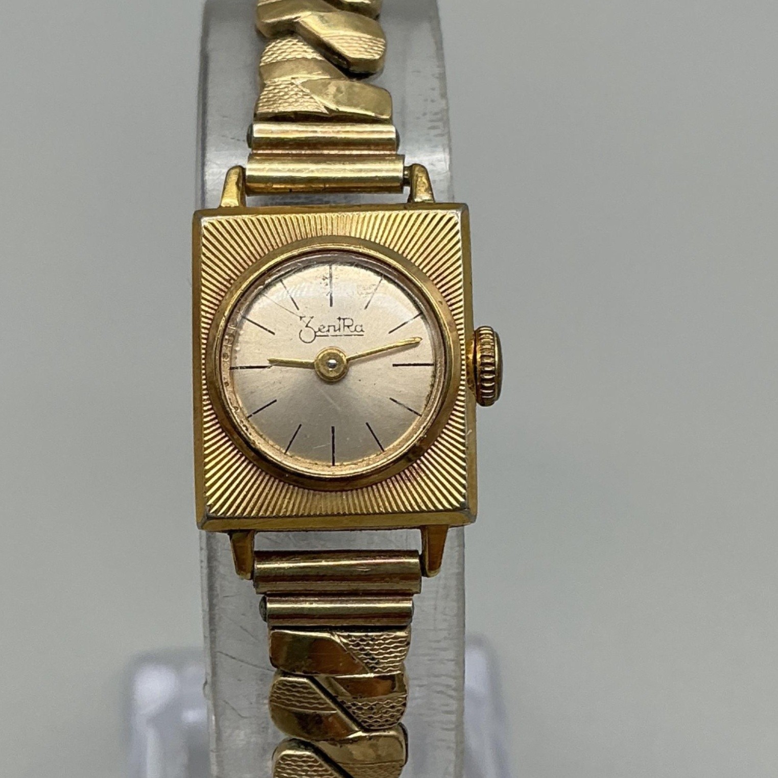 Vintage ZentRa Womens Watch 15mm Cocktail Rolled Gold Stretch Manual Wind