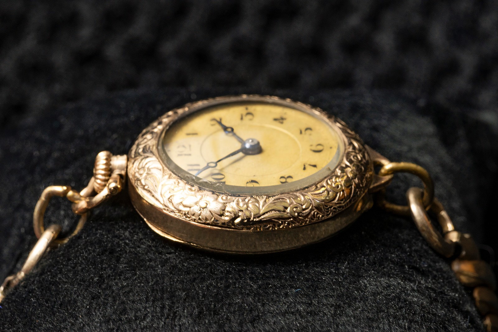 LeCoultre Ladies Watch – Hand-Engraved Gold-Filled Wadsworth Case – Circa 1920s