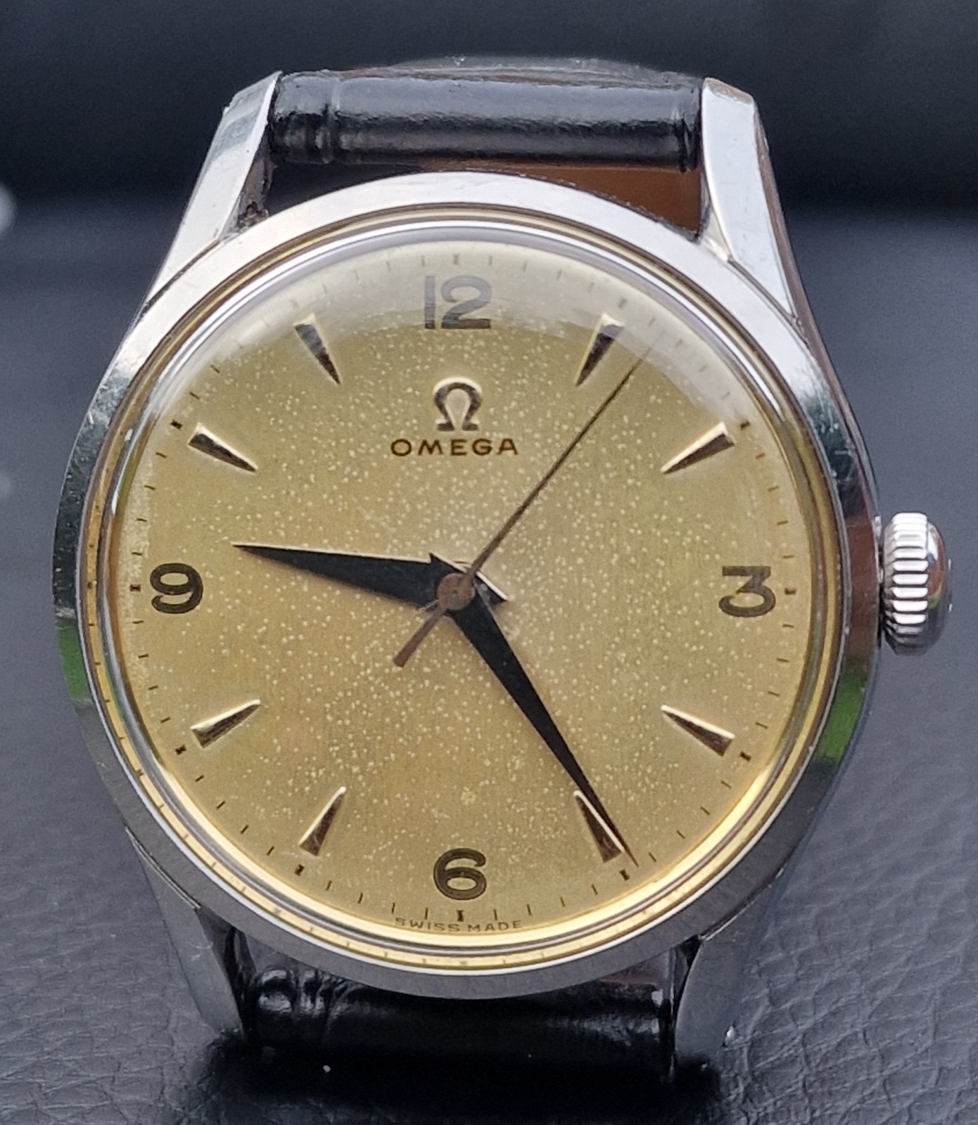 OMEGA GENTS MANUAL,REF 2640-1, 35MM,CAL 283,SCREW BACK CASE.