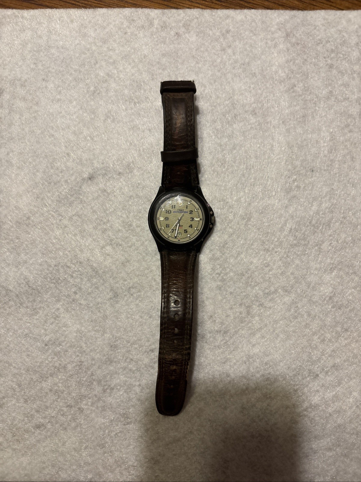 Timex Expedition: Indiglo Watch W/ Leather band
