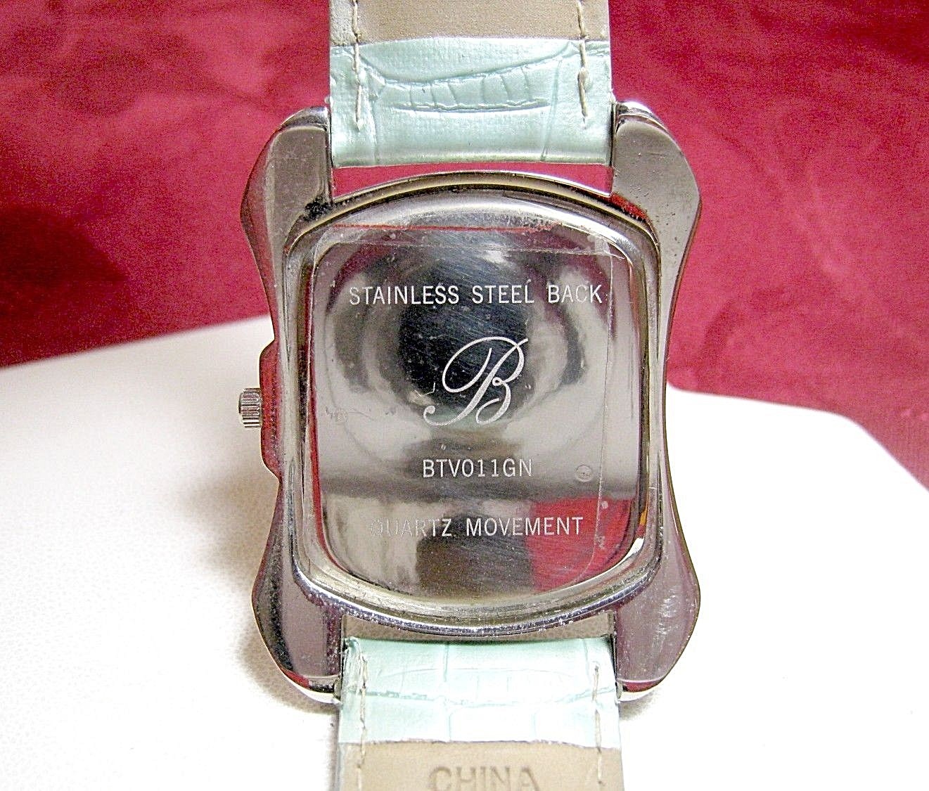 BURGI WATCH BTV011GN CRYSTALS LIGHT GREEN LEATHER STRAP LADY’S WATCH NEW BATTERY