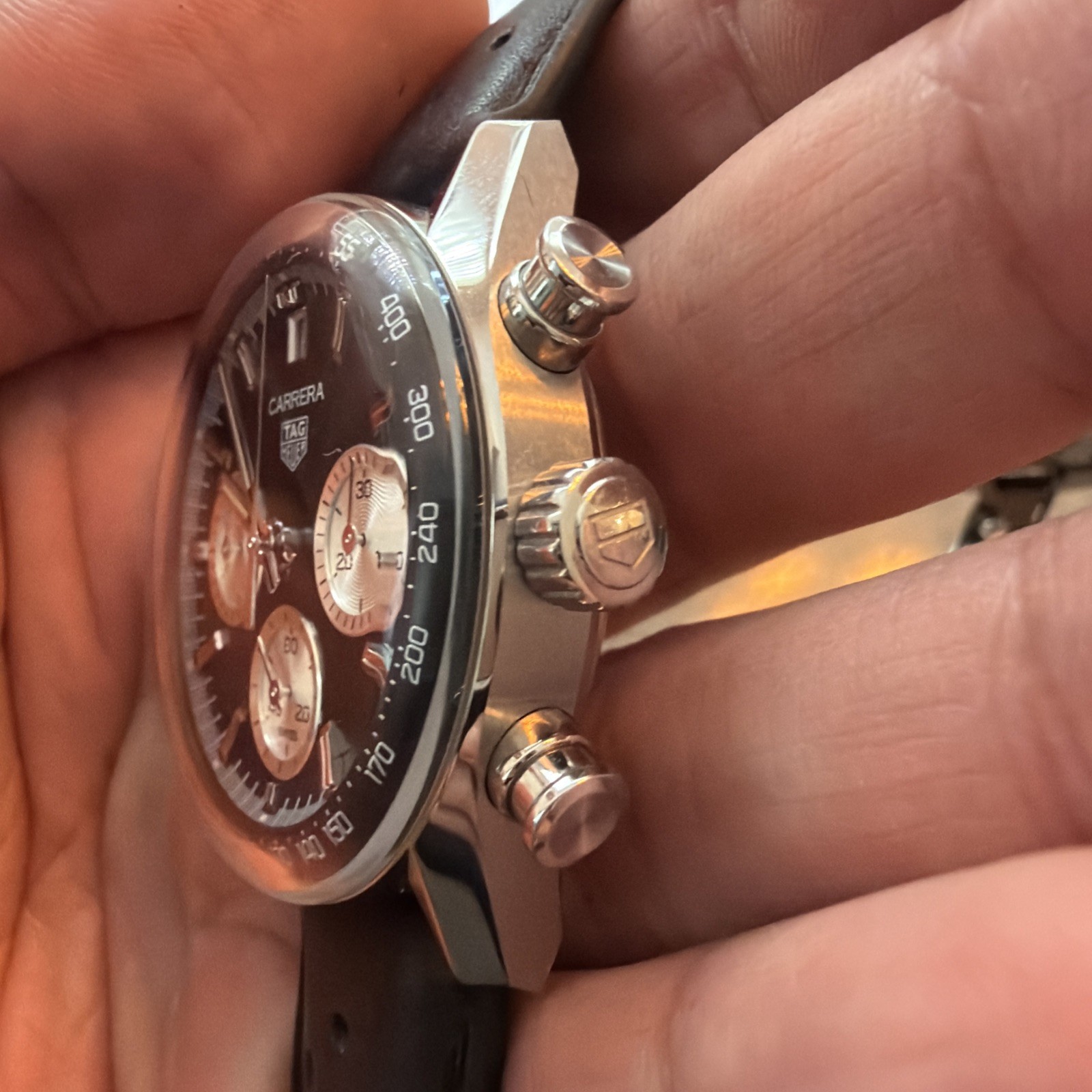 2025 TAG Heuer Carrera Chronograph 39mm «Glassbox» + 2 OEM Leather Straps