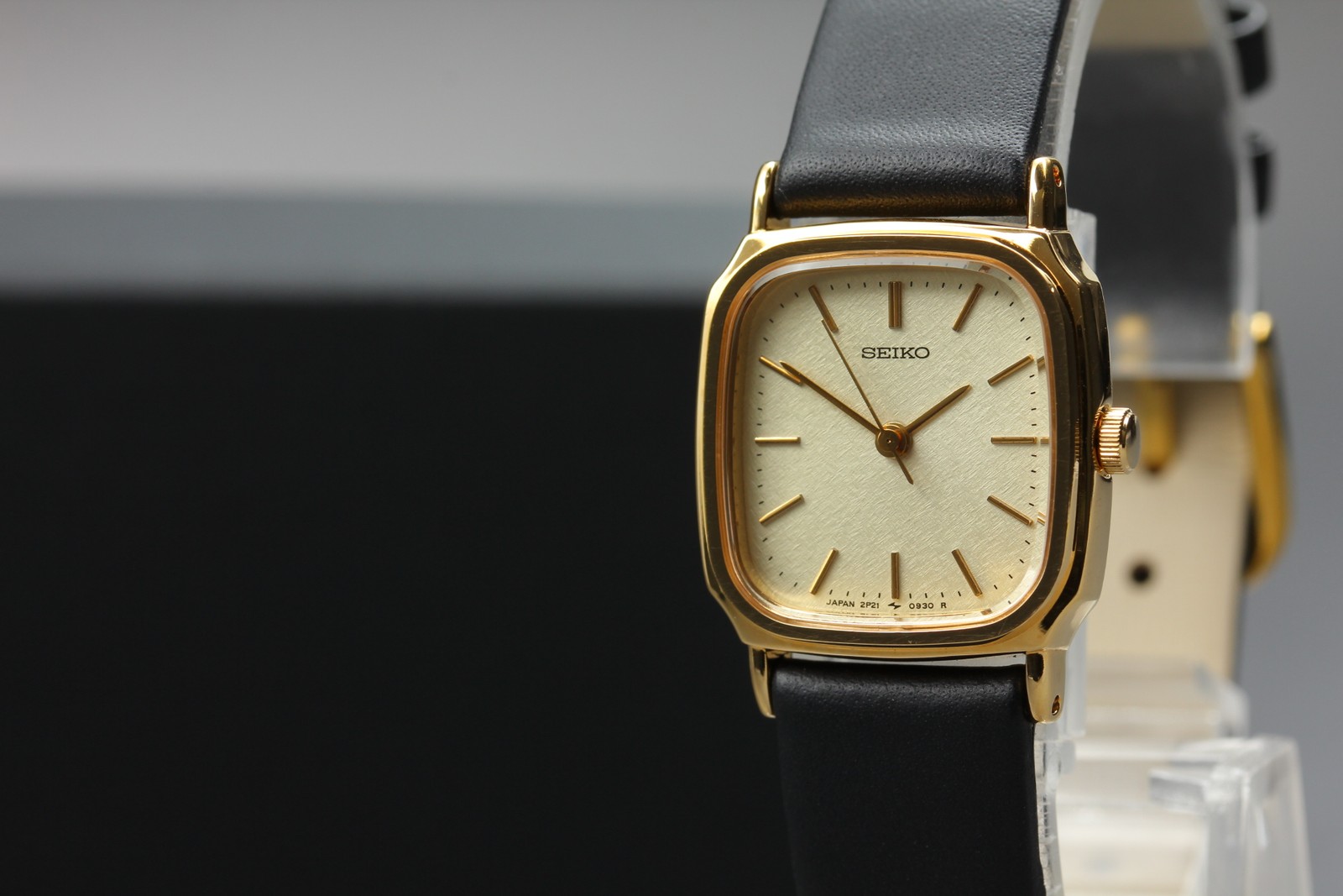 Vintage 1988 Seiko Socie 2P21-5320 SGP Gold Tank Quartz Womens Watch JAPAN