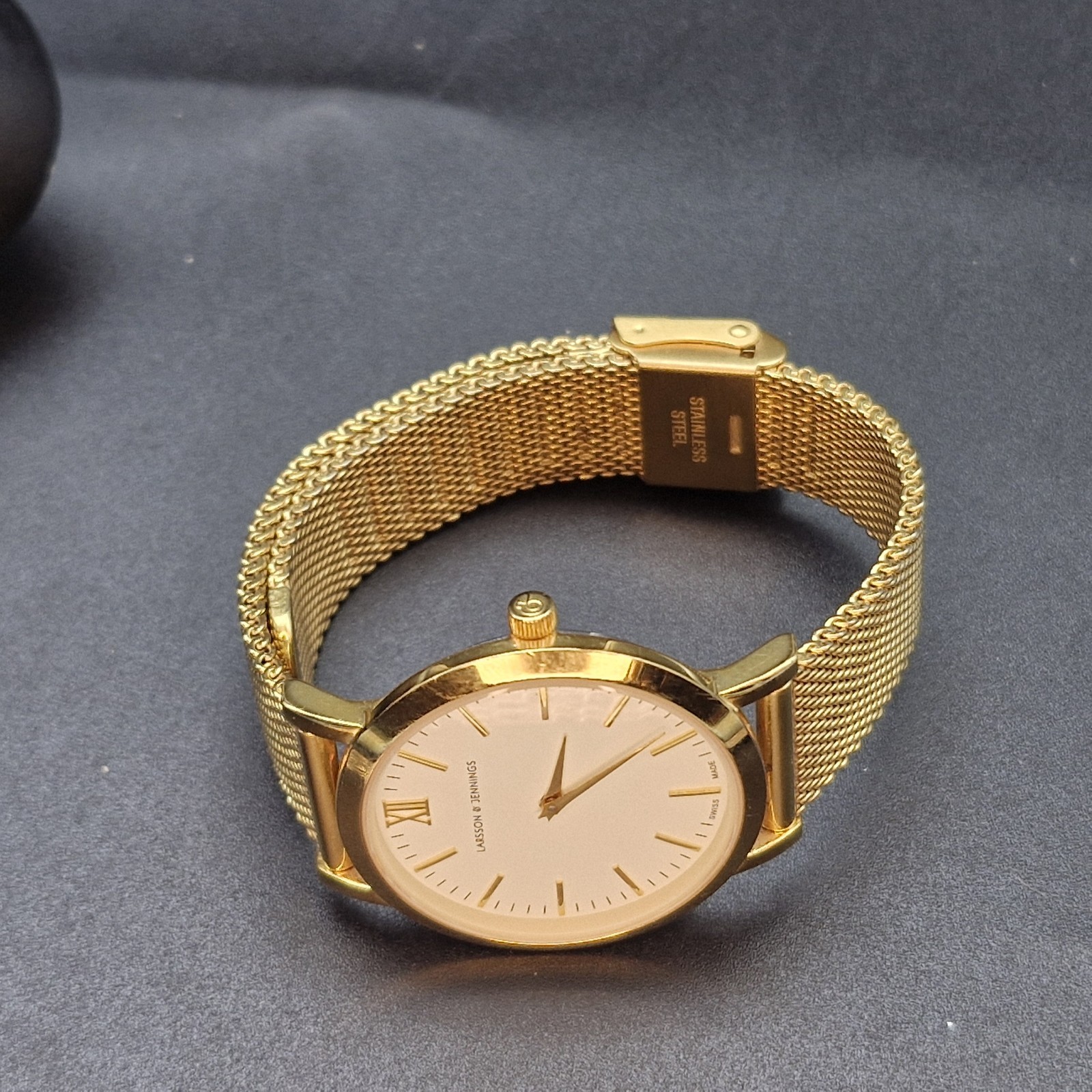 Larsson & Jennings 302517 STHM/LDN Watch, 26mm Nice Condition New Battery Runs