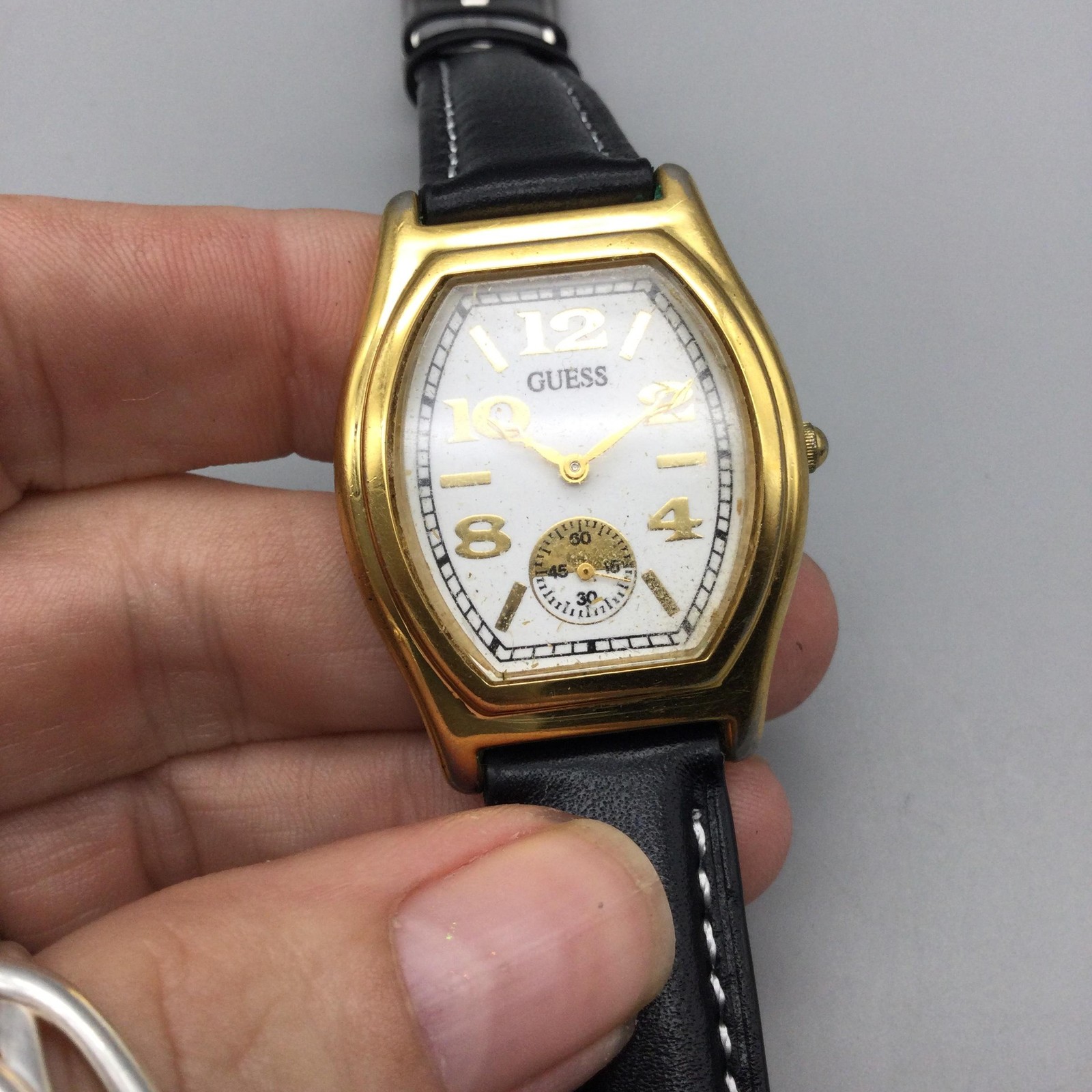 Vintage Guess Womens Watch 31mm Gold Tone Small Seconds Leather New Battery