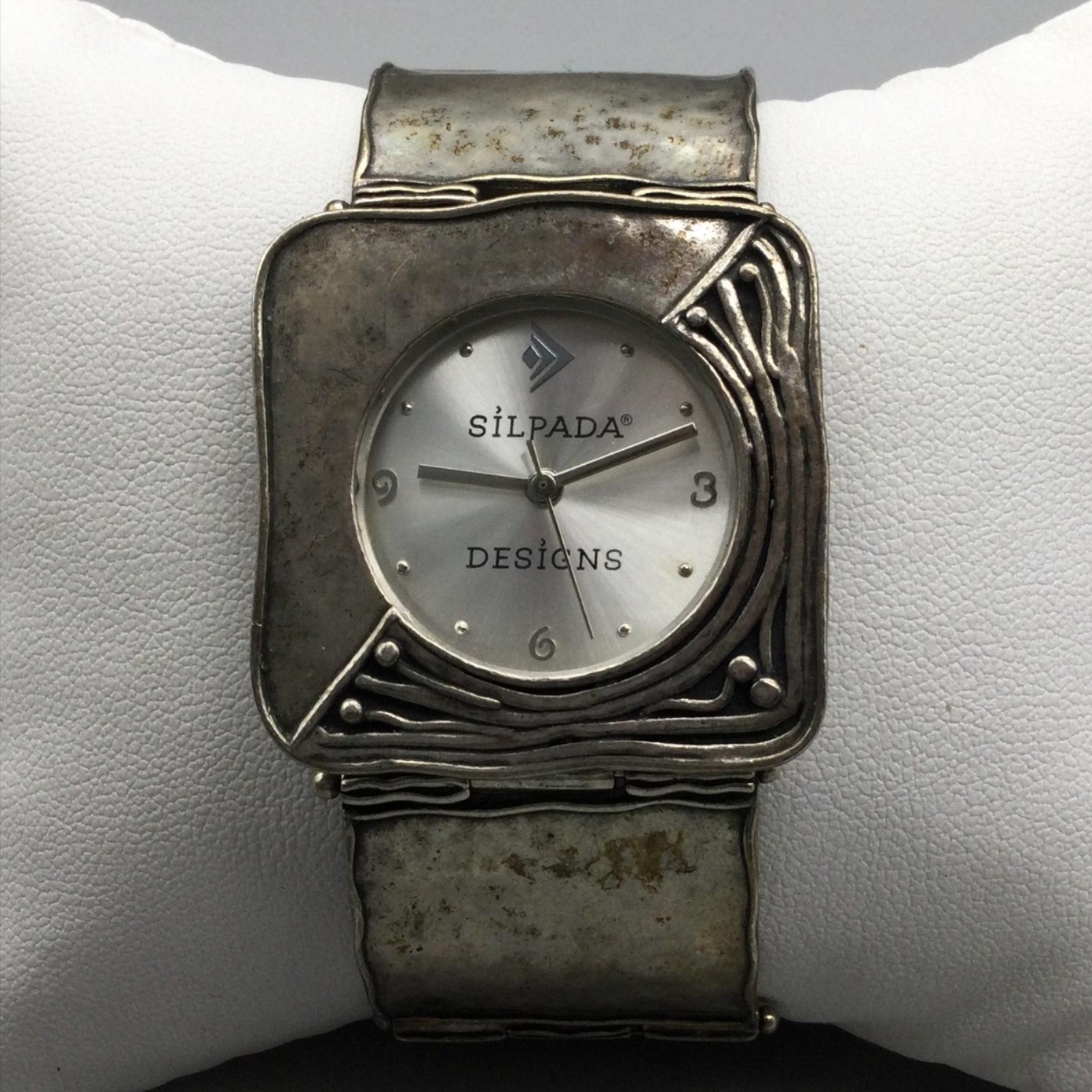 Silpada Womens Watch 33mm Sterling Silver Cuff Hammered Cuff New Battery 6.75″