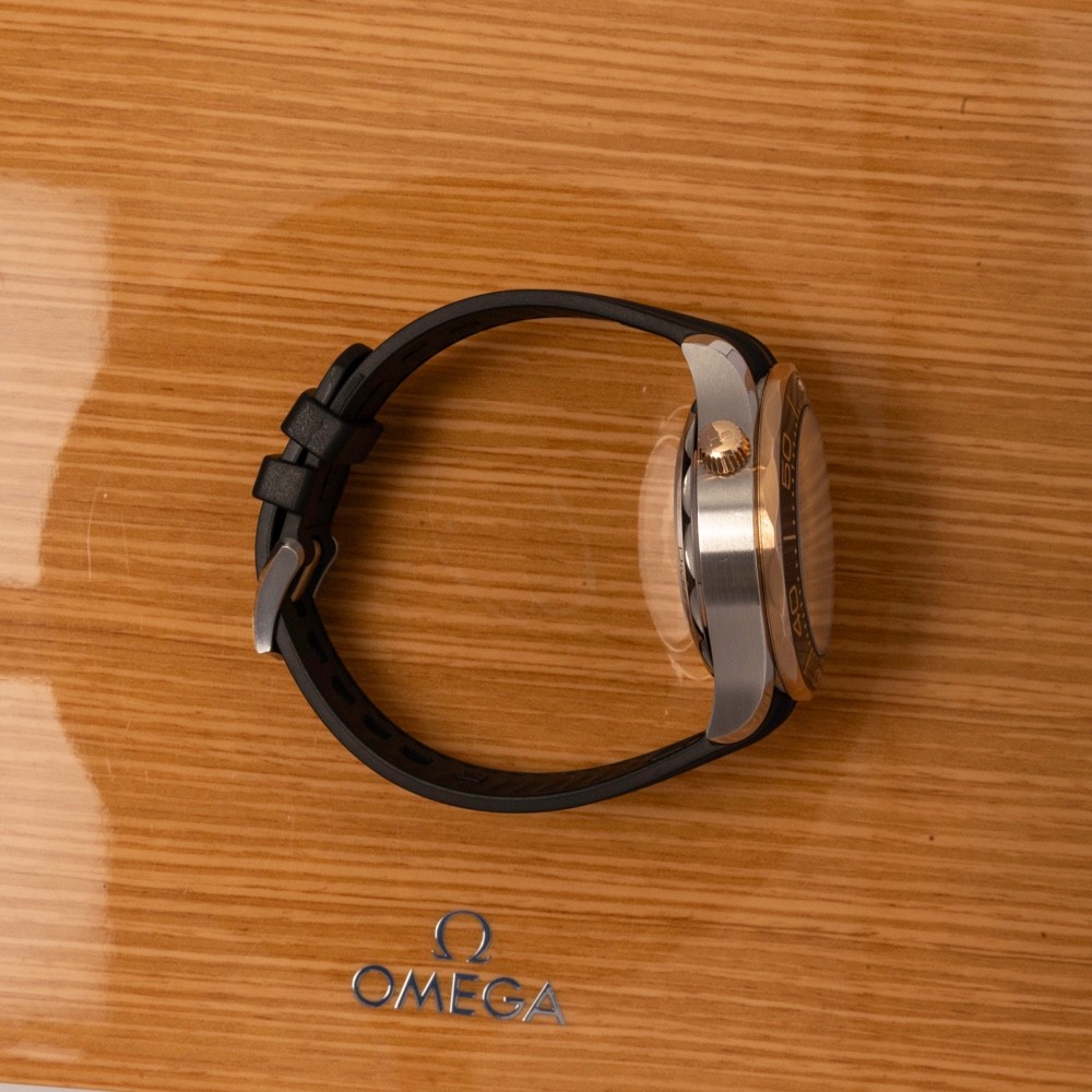 Omega Seamaster Diver 300m Chrono Black & Rose Gold 210.22.44.51.01.001 Aug 2021