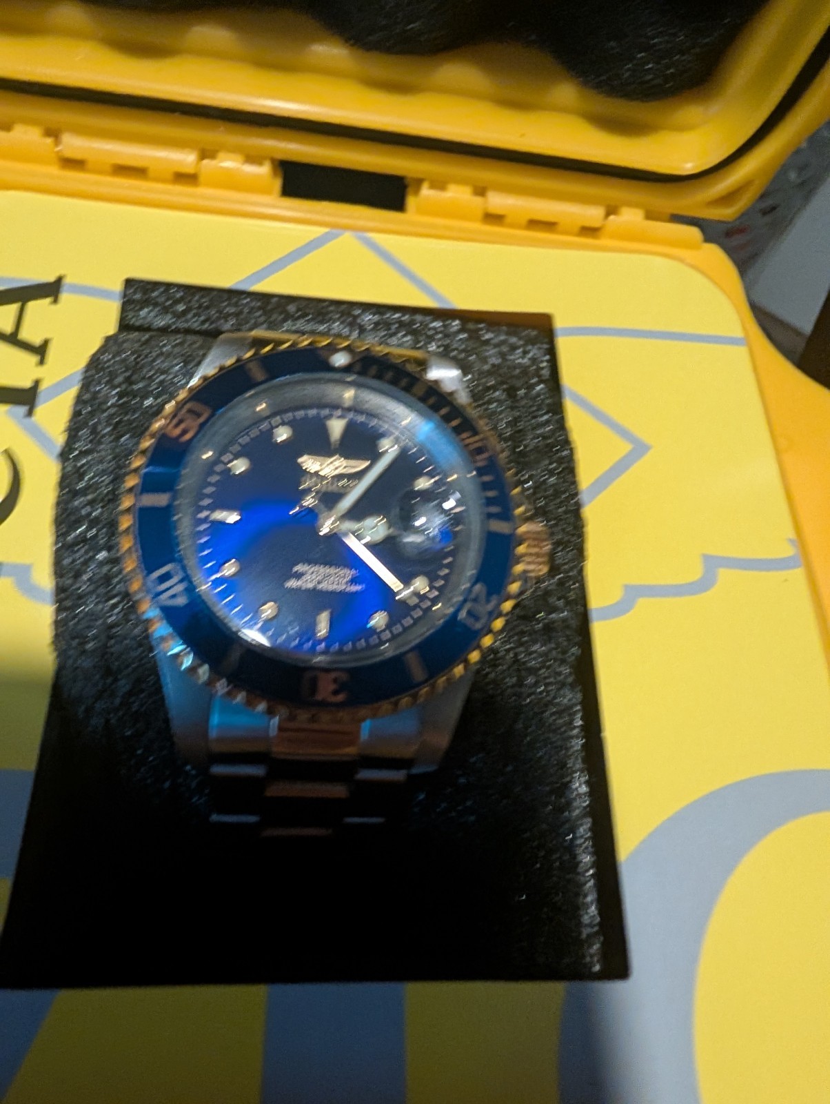 Blue And Gold Invicta Watch Excellent Condition With Shock Proof Water ProofCase