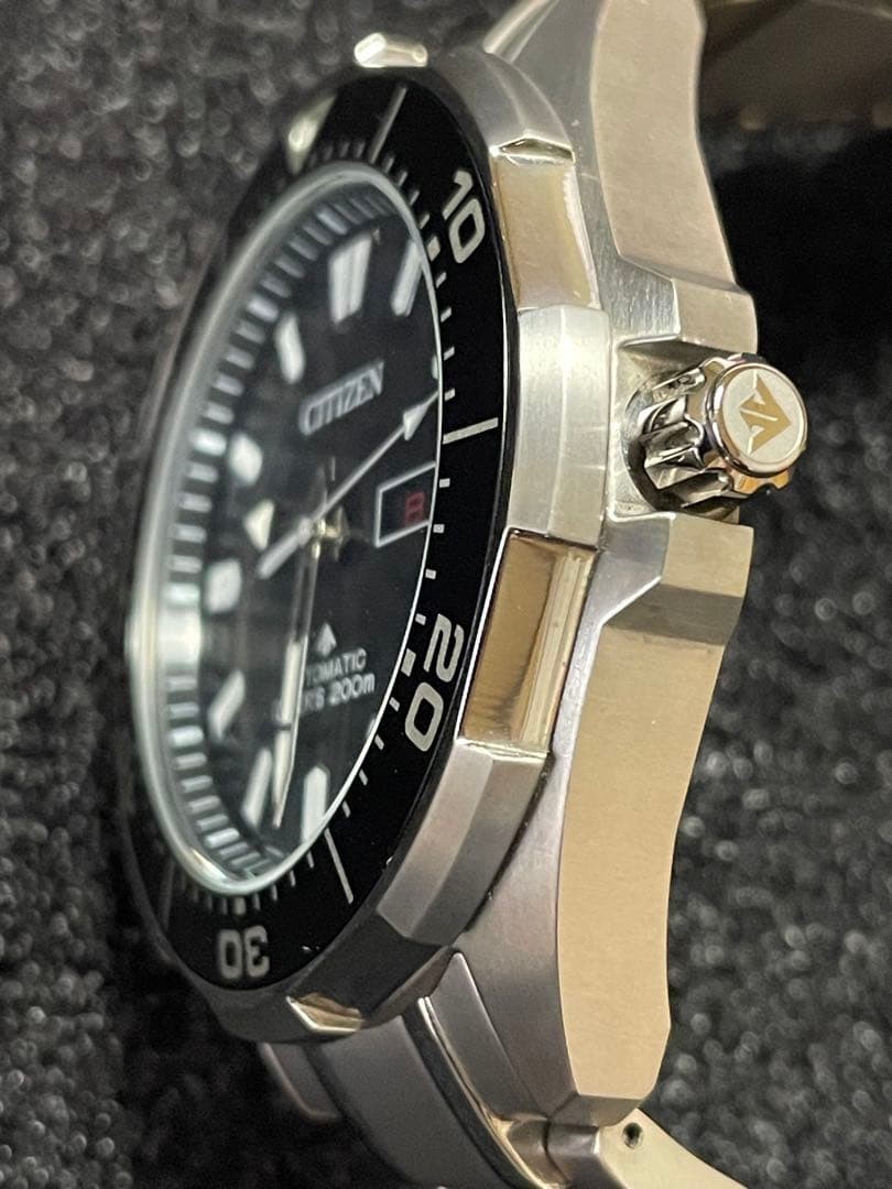 Citizen NY0070-83E 18cm Wrist Titanium Running Diver Automatic Mens Wristwatch