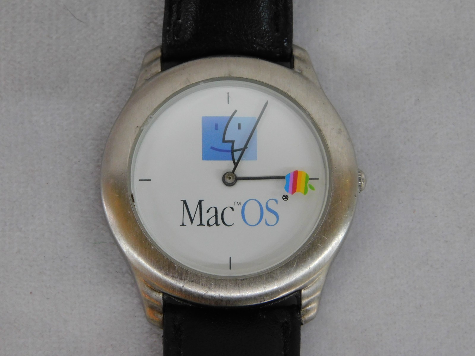 Vintage 1990’s Floating Apple Mac OS Promotional Quartz Watch WORKS GREAT!