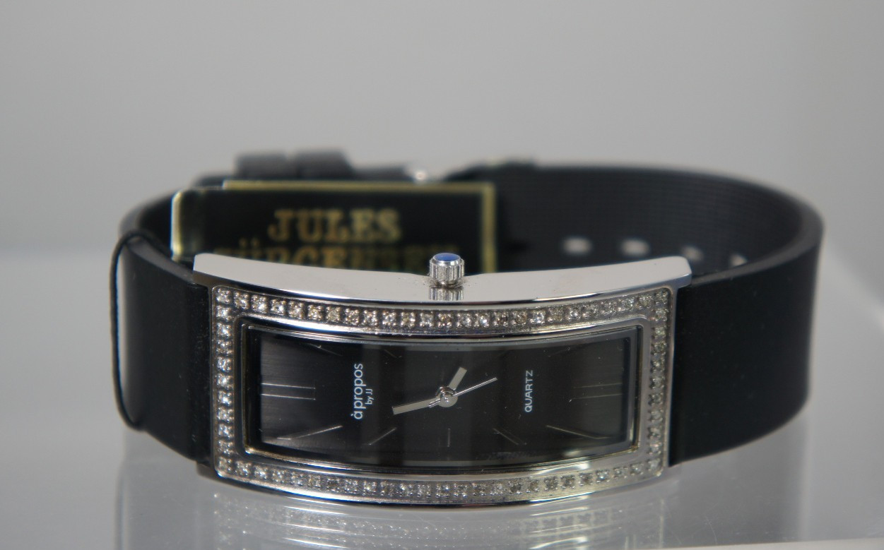 Jules Jurgensen A011B SilverTone Black Dial Crystal Bezel Strap Buckle Watch NIB